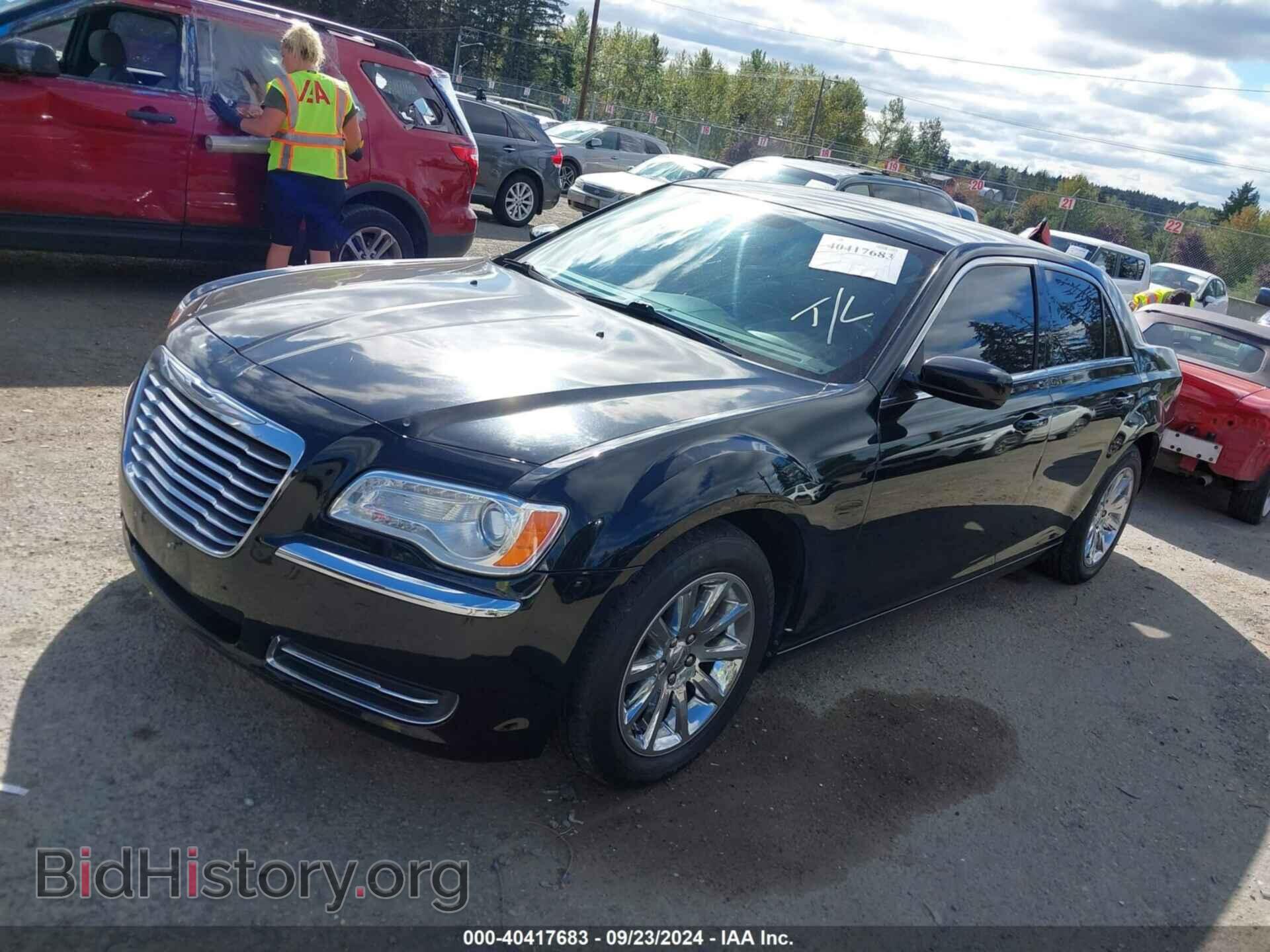 2012 CHRYSLER 300 - VIN: 2C3CCAAG2CH116729 - Photo 2