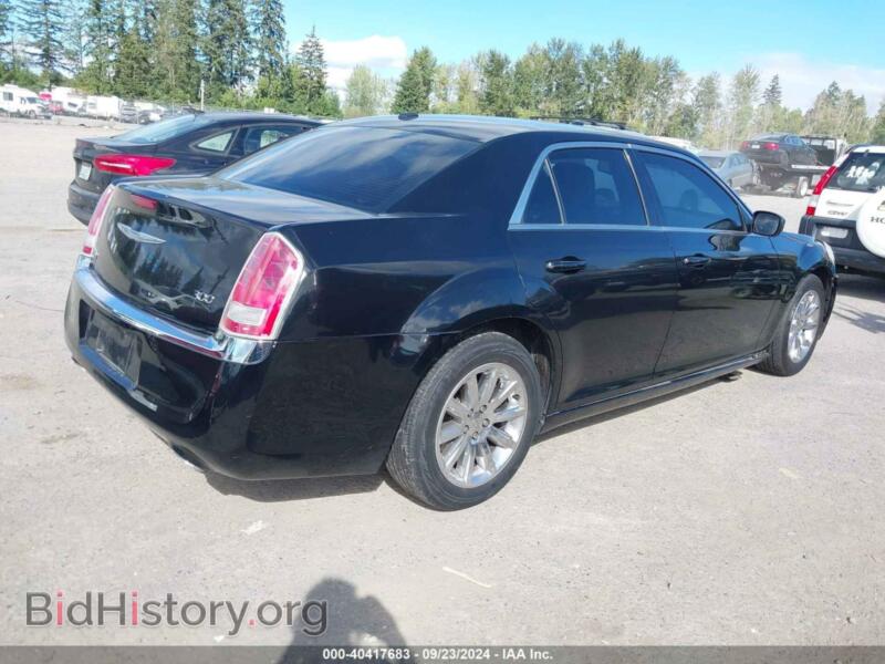 2012 Chrysler 300 (VIN 2C3CCAAG2CH116729) — photo 4 of 11