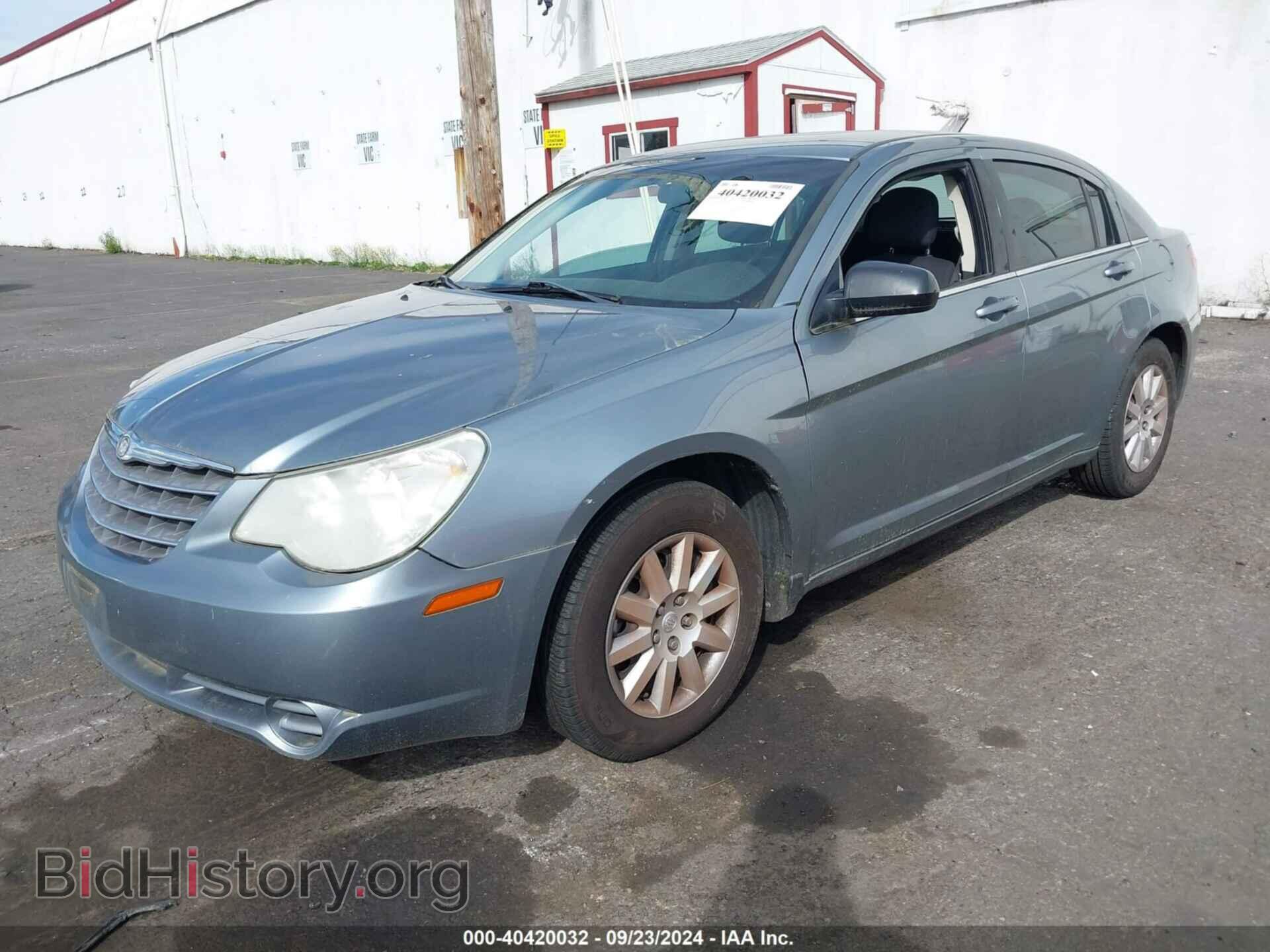 2010 CHRYSLER SEBRING - VIN: 1C3CC4FB0AN227959 - Фото 2