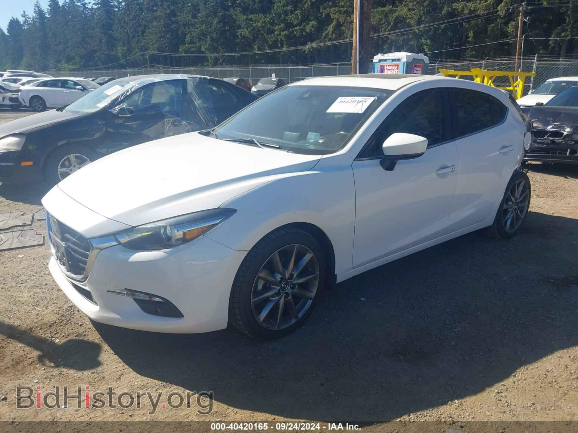 2018 MAZDA MAZDA3 - VIN: 3MZBN1M32JM253322 - Фото 2