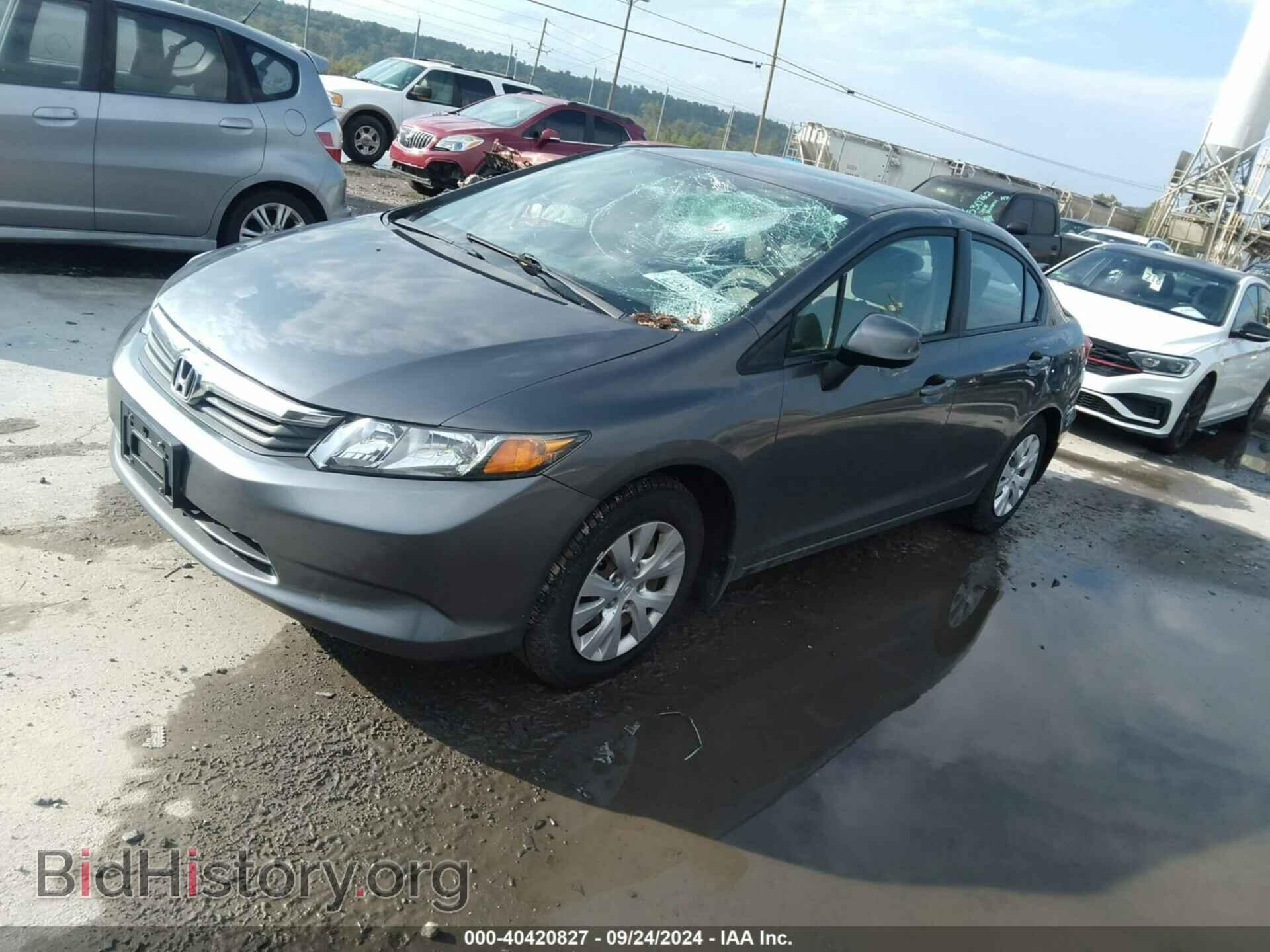 2012 HONDA CIVIC - VIN: 2HGFB2F58CH563902 - Фото 2