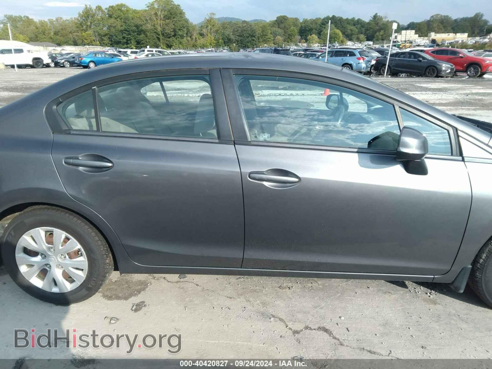 2012 HONDA CIVIC - VIN: 2HGFB2F58CH563902 - Фото 13