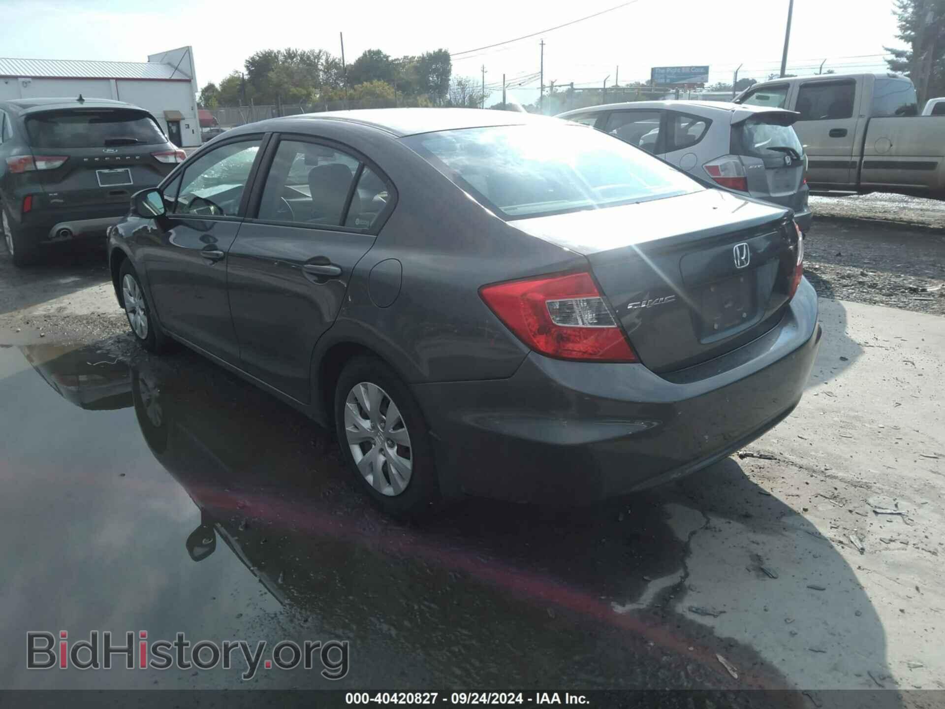 2012 HONDA CIVIC - VIN: 2HGFB2F58CH563902 - Фото 3