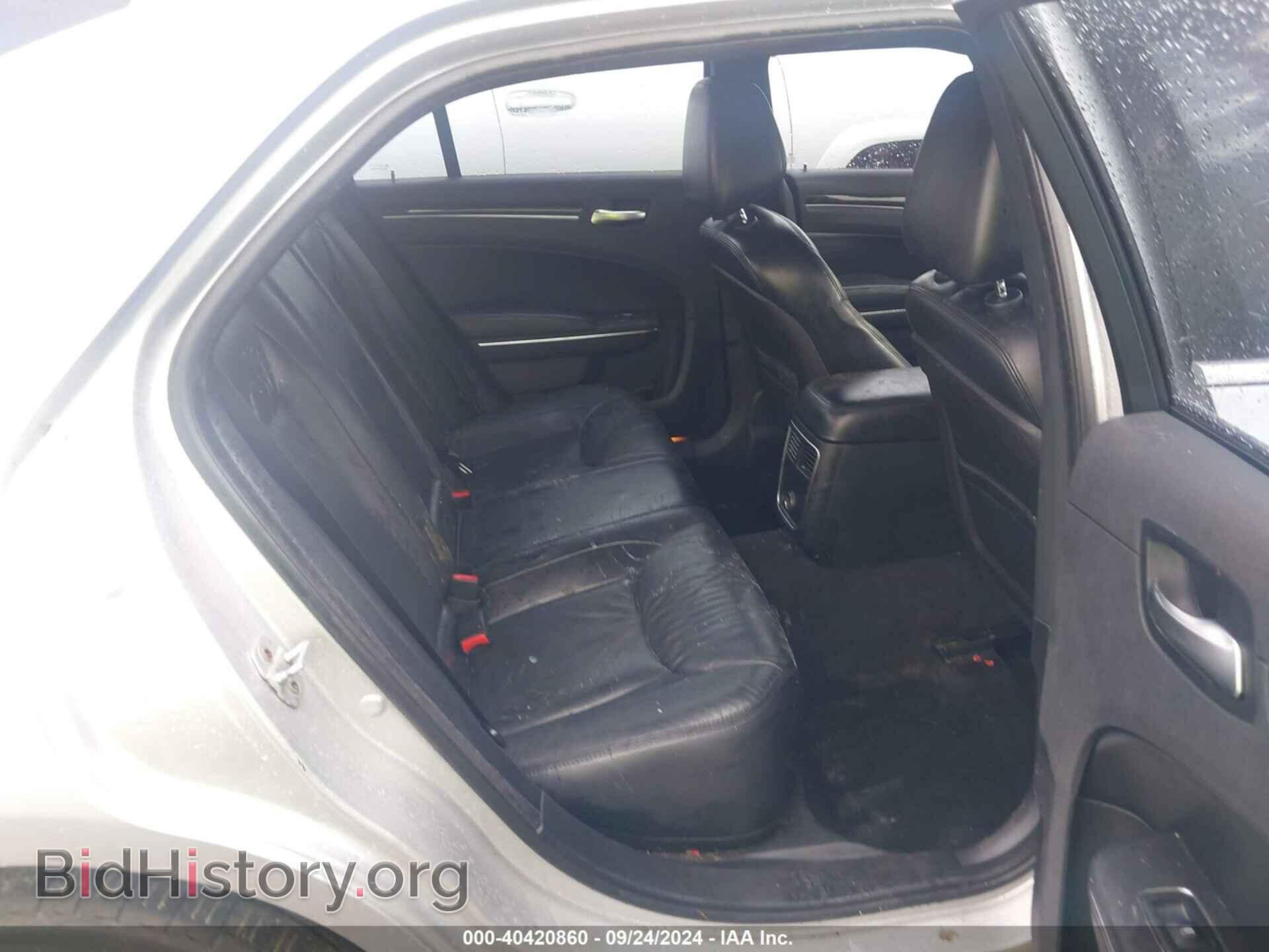 2011 CHRYSLER 300 - VIN: 2C3CA5CG0BH614176 - Фото 8