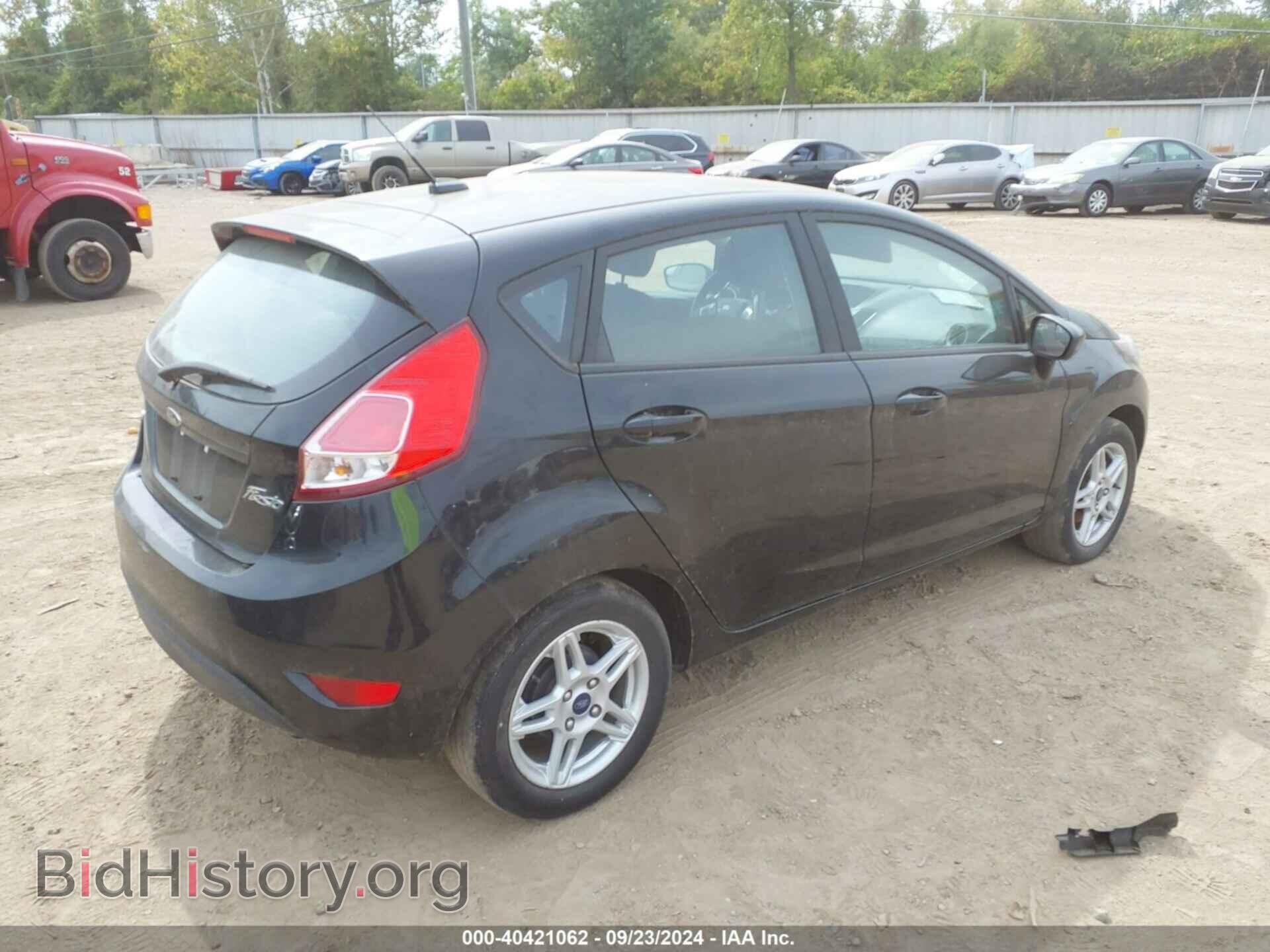 2017 FORD FIESTA - VIN: 3FADP4EJ6HM140039 - Фото 4