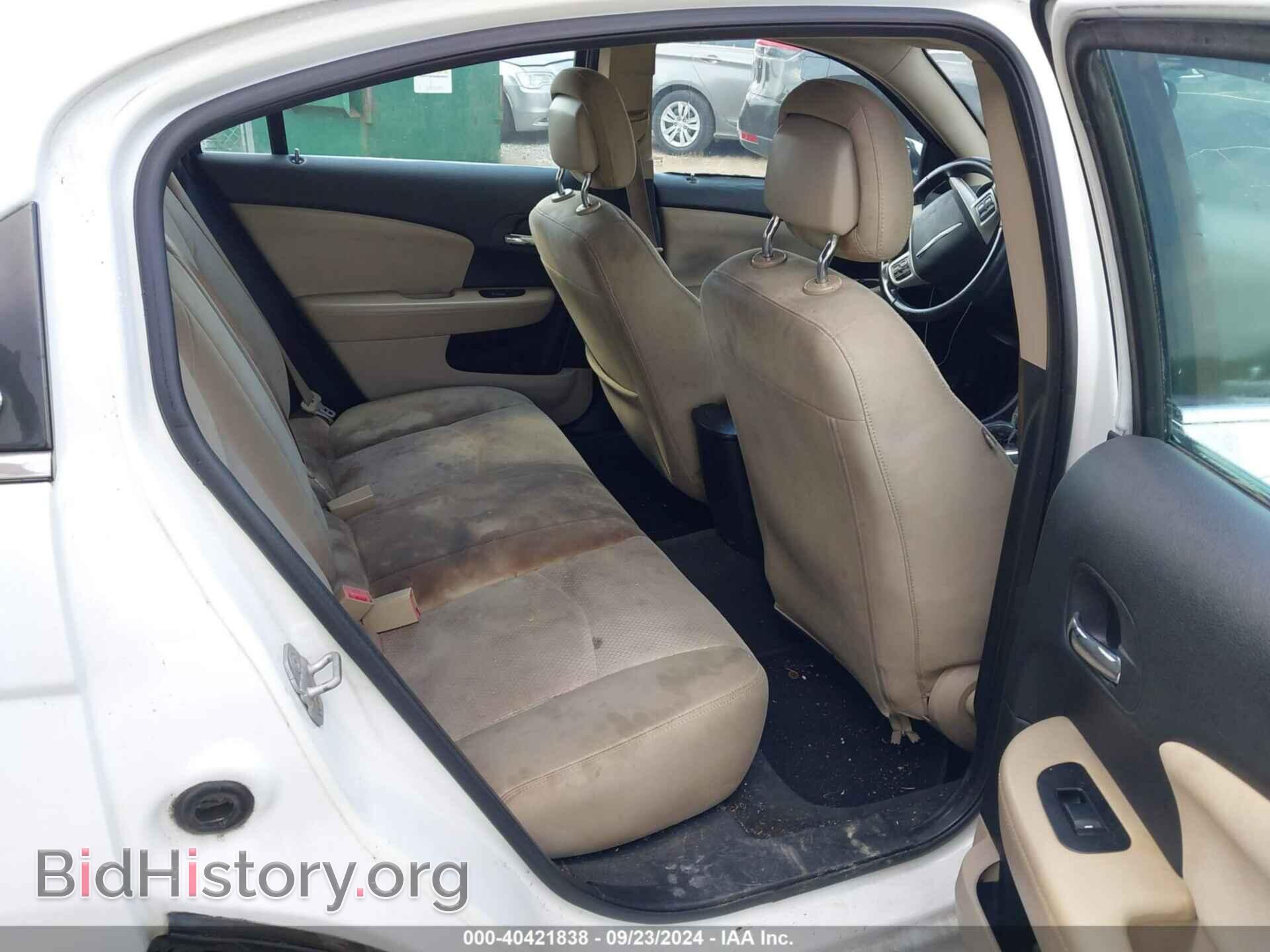 2012 CHRYSLER 200 - VIN: 1C3CCBBB5CN171868 - Фото 8