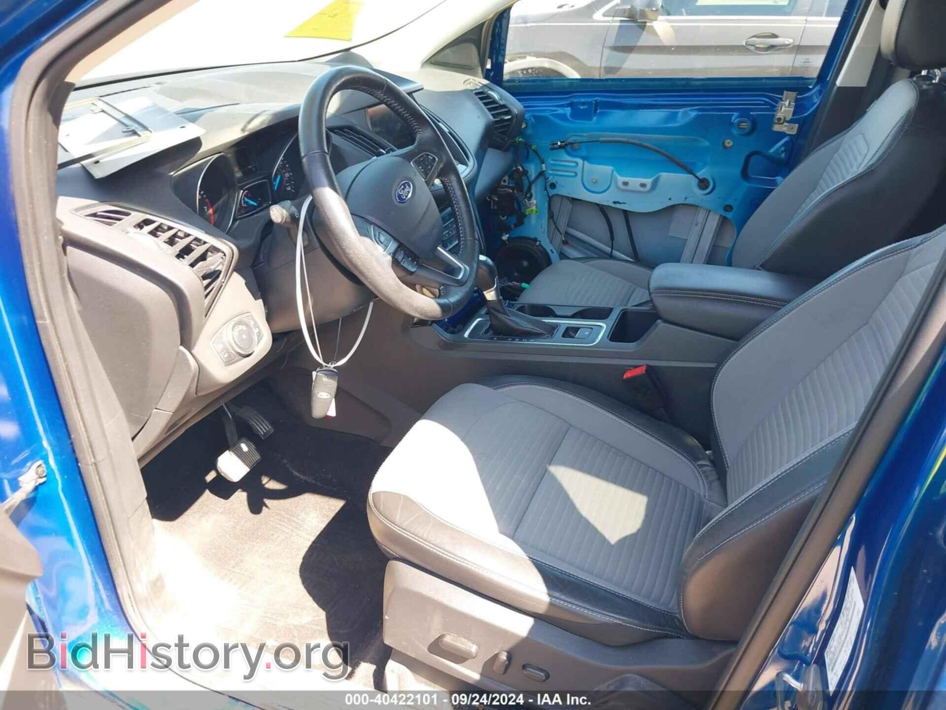 2017 FORD ESCAPE - VIN: 1FMCU9J9XHUF07295 - Фото 5