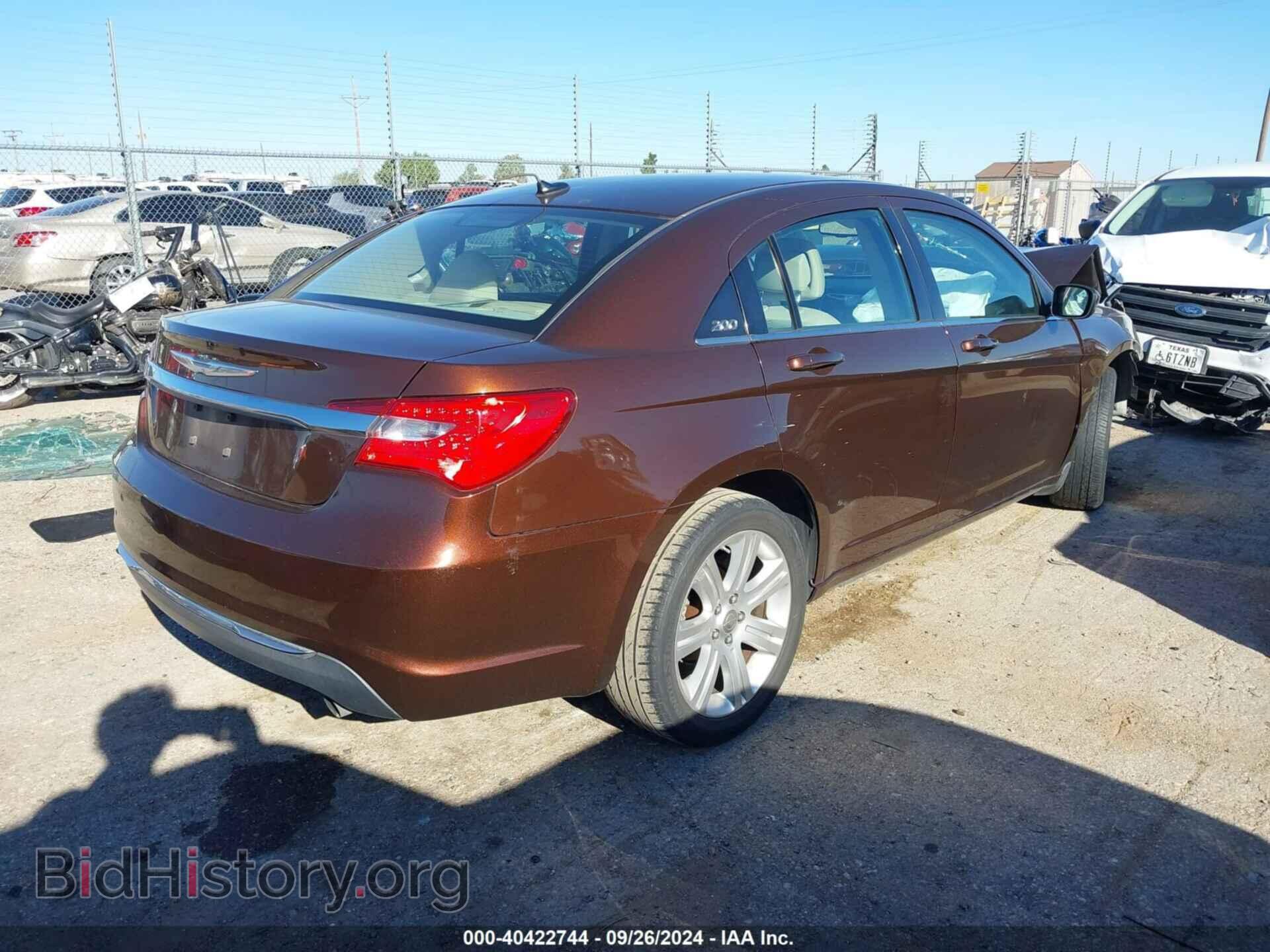 2012 CHRYSLER 200 - VIN: 1C3CCBBB6CN302869 - Фото 4