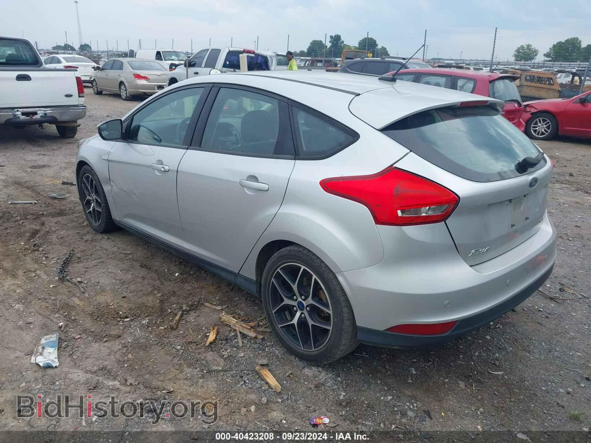2017 FORD FOCUS - VIN: 1FADP3M2XHL227965 - Фото 3