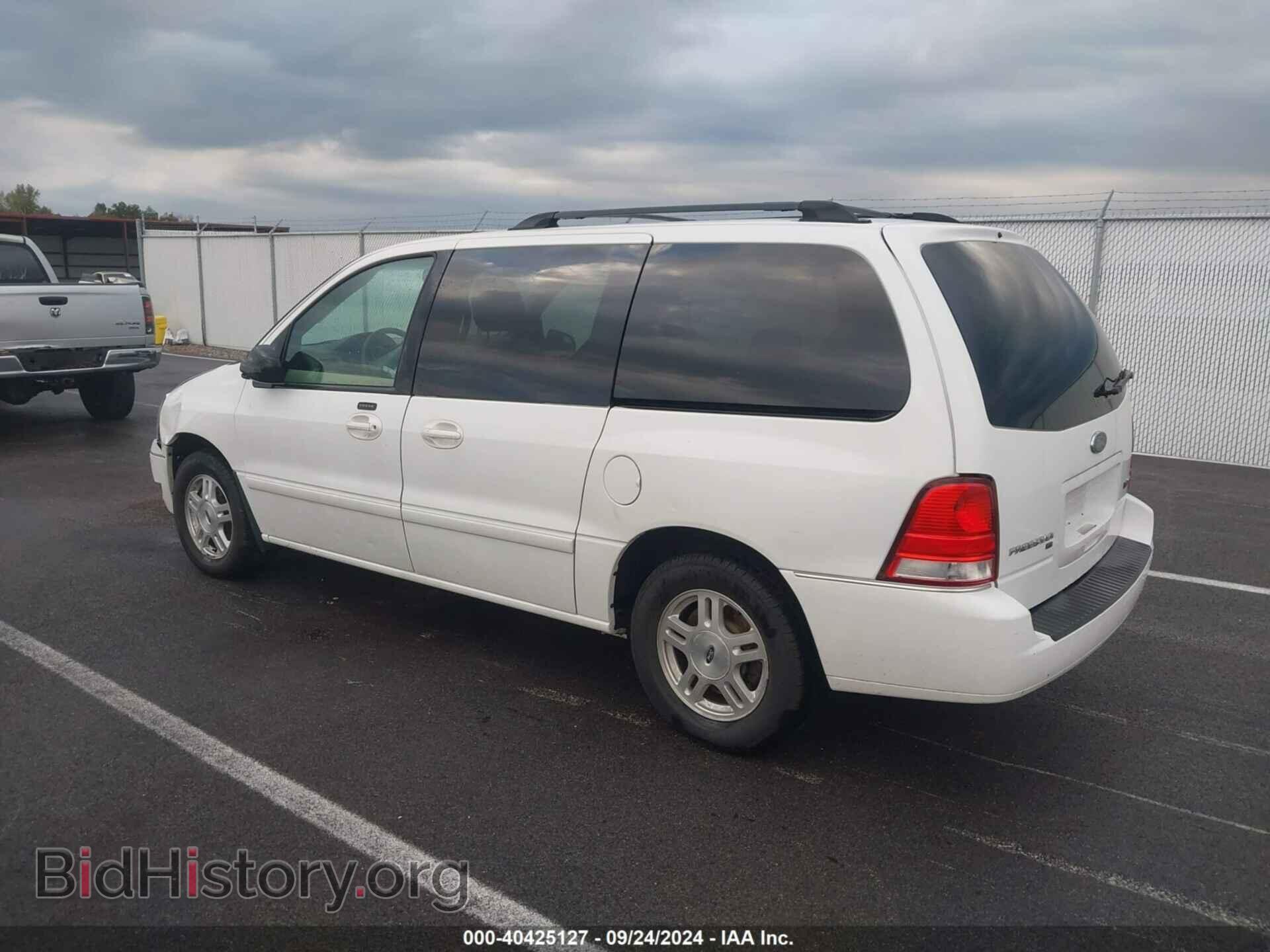 2006 FORD FREESTAR - VIN: 2FMZA52236BA16681 - Фото 3