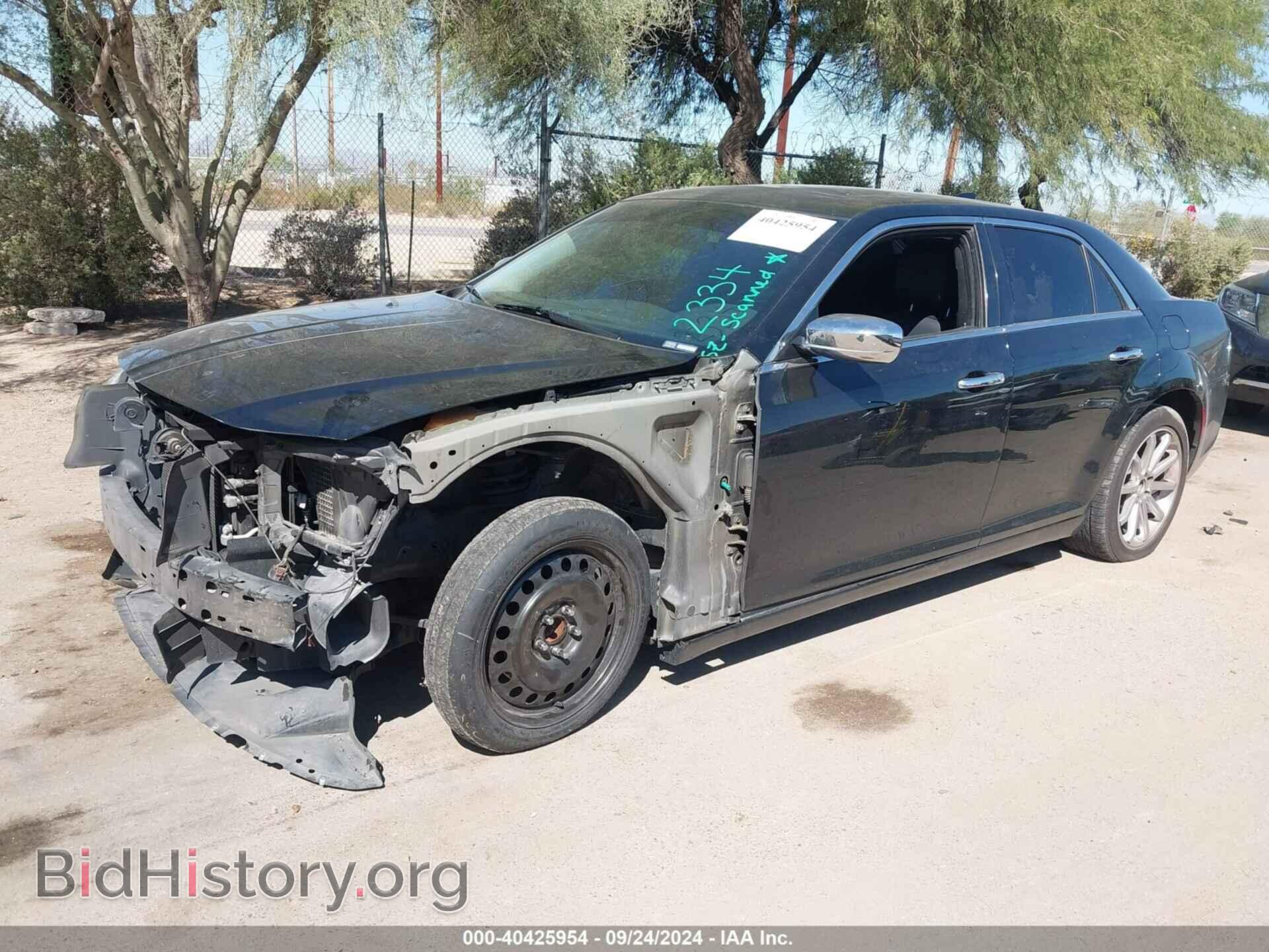2015 CHRYSLER 300C - VIN: 2C3CCAEG1FH876830 - Фото 2
