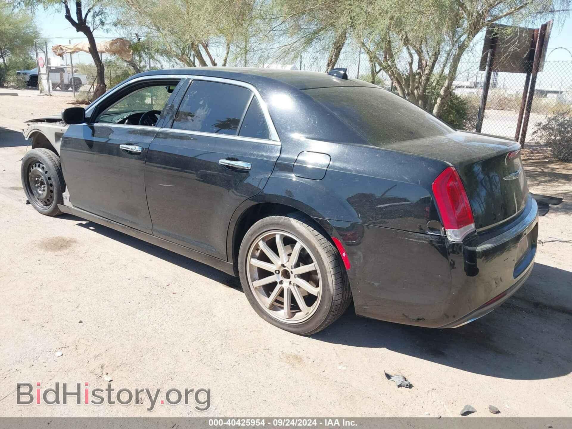 2015 CHRYSLER 300C - VIN: 2C3CCAEG1FH876830 - Фото 3