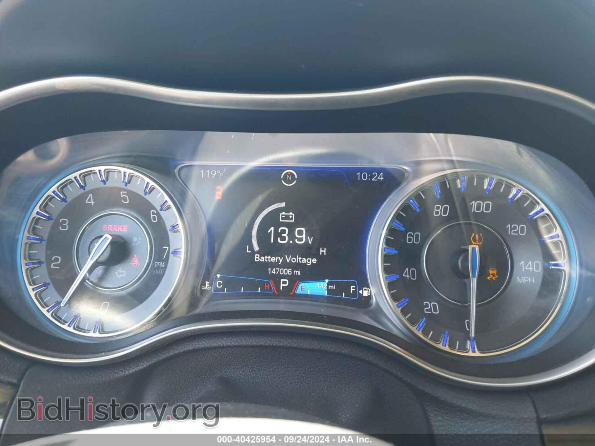 2015 CHRYSLER 300C - VIN: 2C3CCAEG1FH876830 - Фото 7