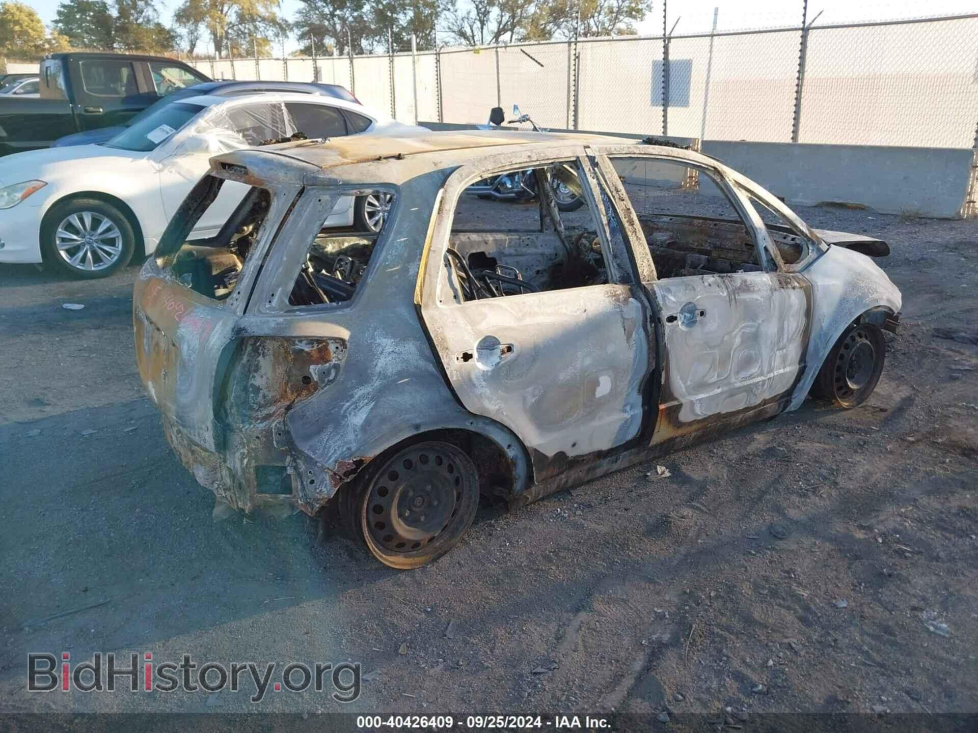 2011 SUZUKI SX4 - VIN: JS2YB5A37B6301485 - Photo 4