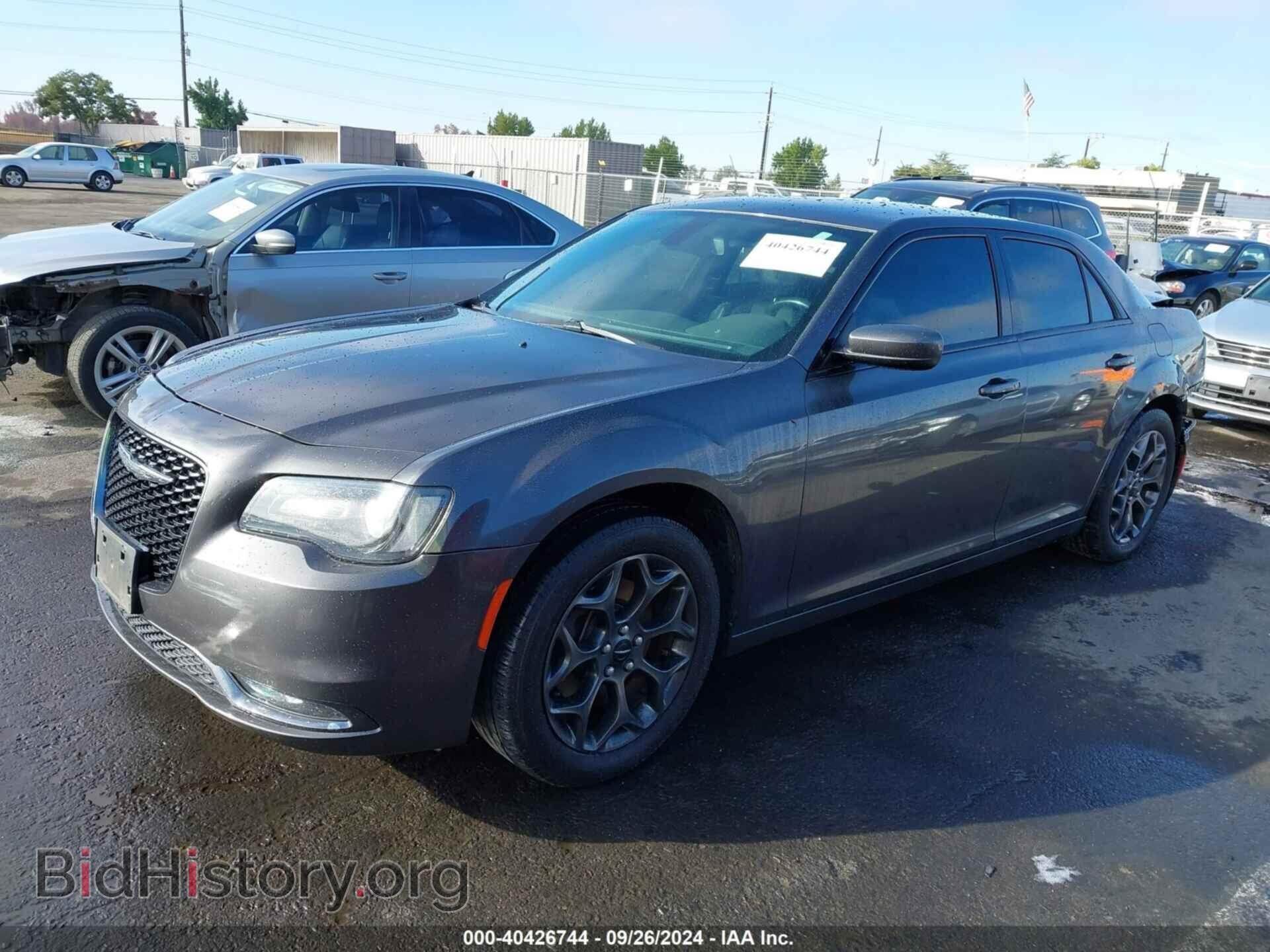 2018 CHRYSLER 300 - VIN: 2C3CCAGG7JH267165 - Фото 2