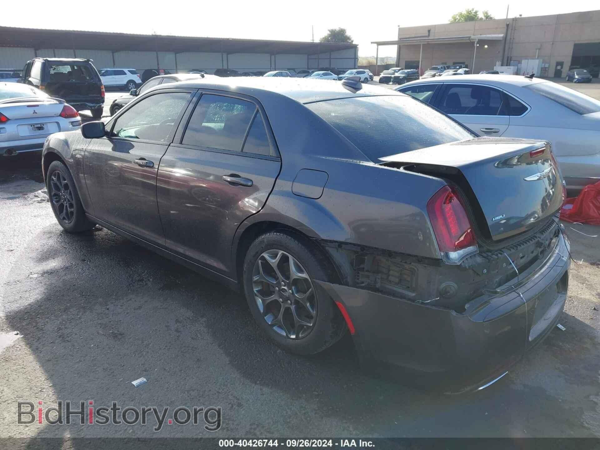 2018 CHRYSLER 300 - VIN: 2C3CCAGG7JH267165 - Фото 3