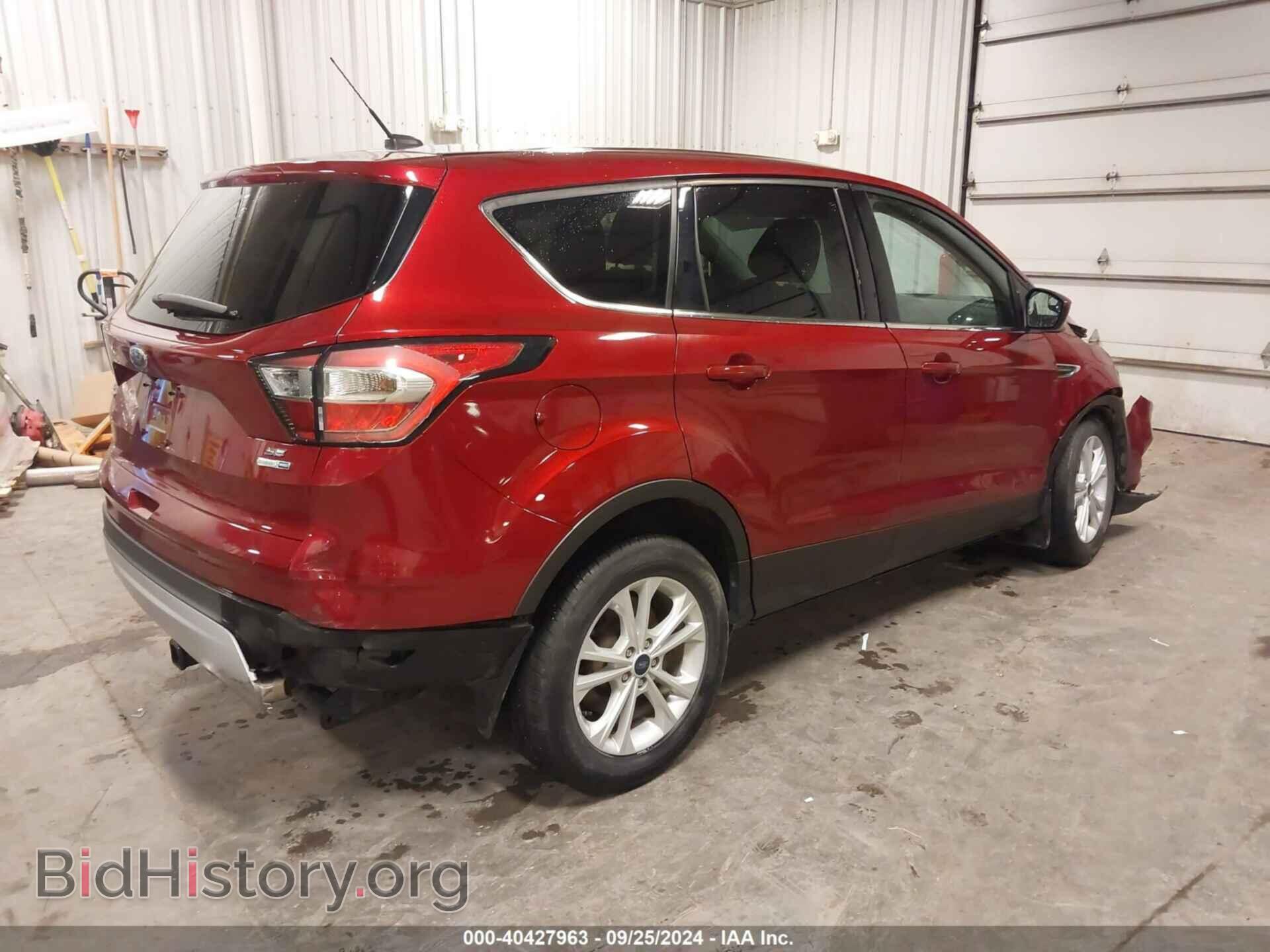 2017 FORD ESCAPE - VIN: 1FMCU9G9XHUB79948 - Фото 4