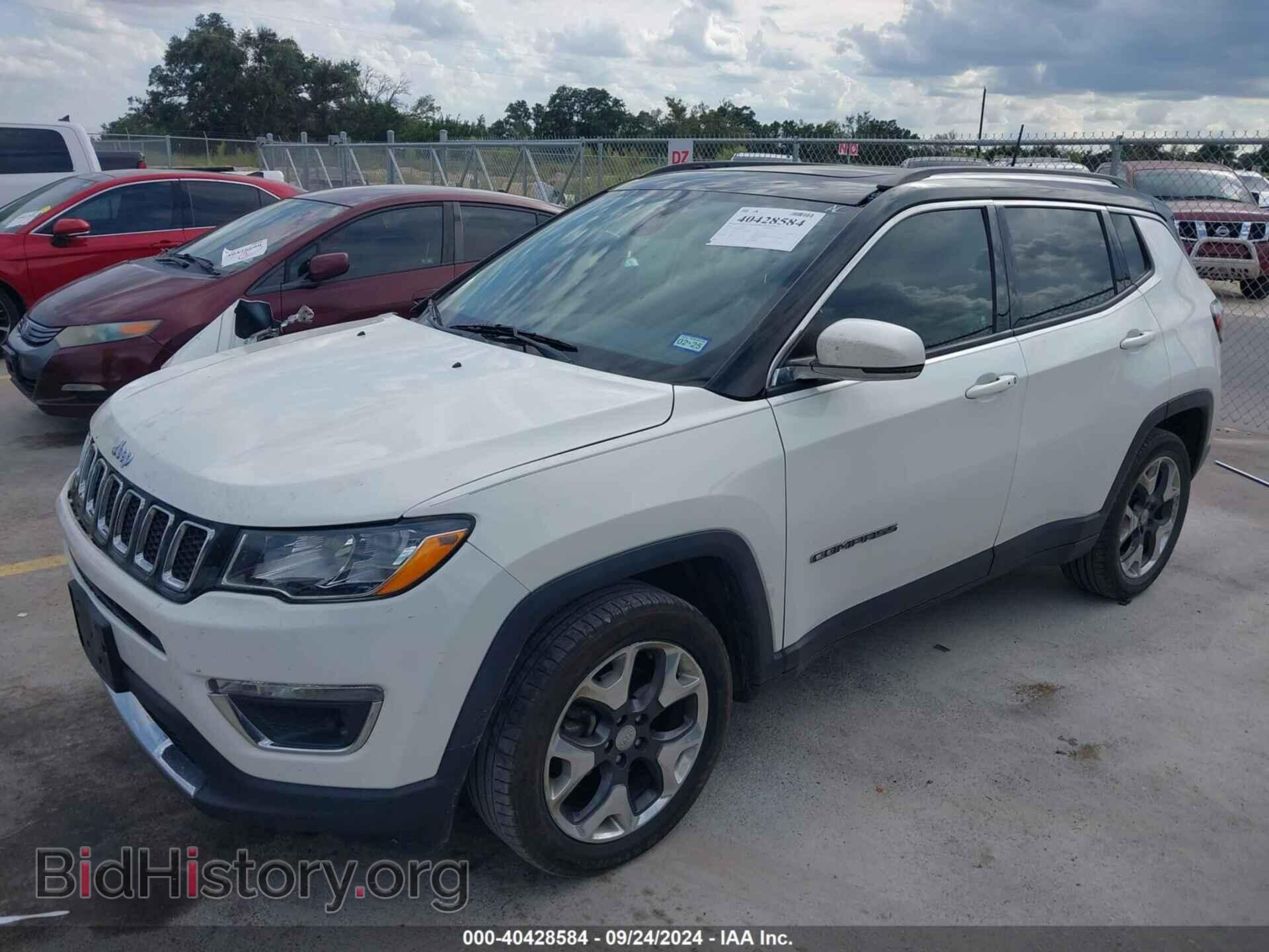 2018 JEEP COMPASS - VIN: 3C4NJCCB6JT181515 - Фото 2