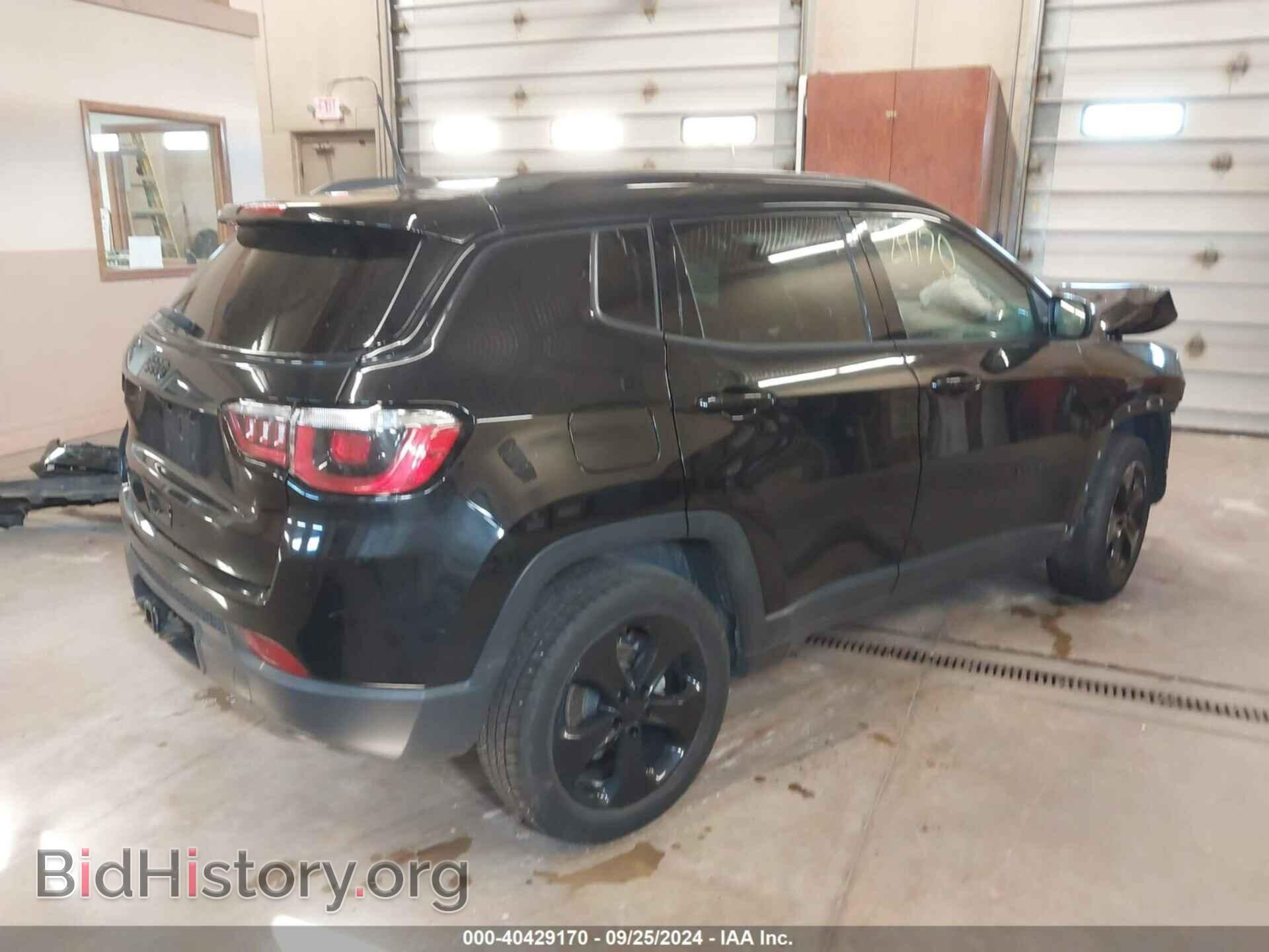 2019 JEEP COMPASS - VIN: 3C4NJDBB2KT670485 - Photo 4