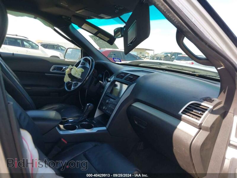 2011 Ford EXPLORER (VIN 1FMHK7D83BGA50421) — photo 5 of 17