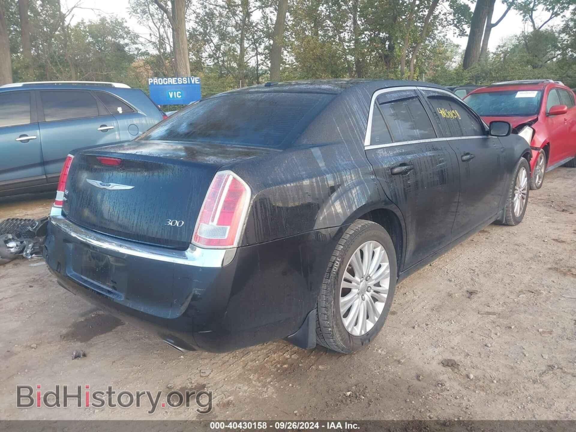 2013 CHRYSLER 300 - VIN: 2C3CCARGXDH564609 - Фото 4