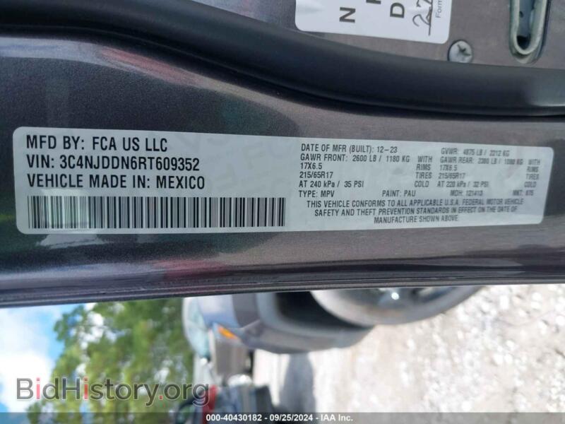 2024 Jeep COMPASS (VIN 3C4NJDDN6RT609352) — фото 9 из 21