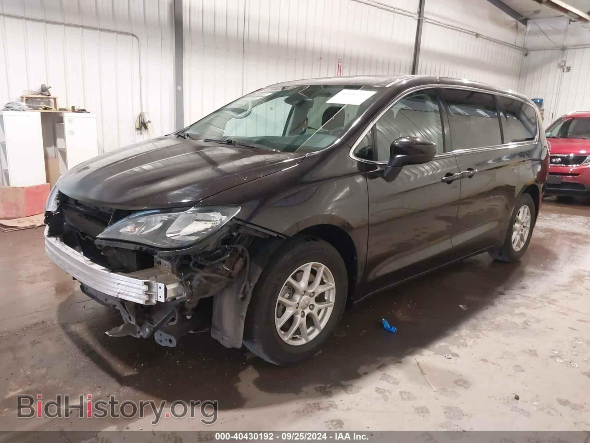 2017 CHRYSLER PACIFICA - VIN: 2C4RC1DG7HR695171 - Photo 2