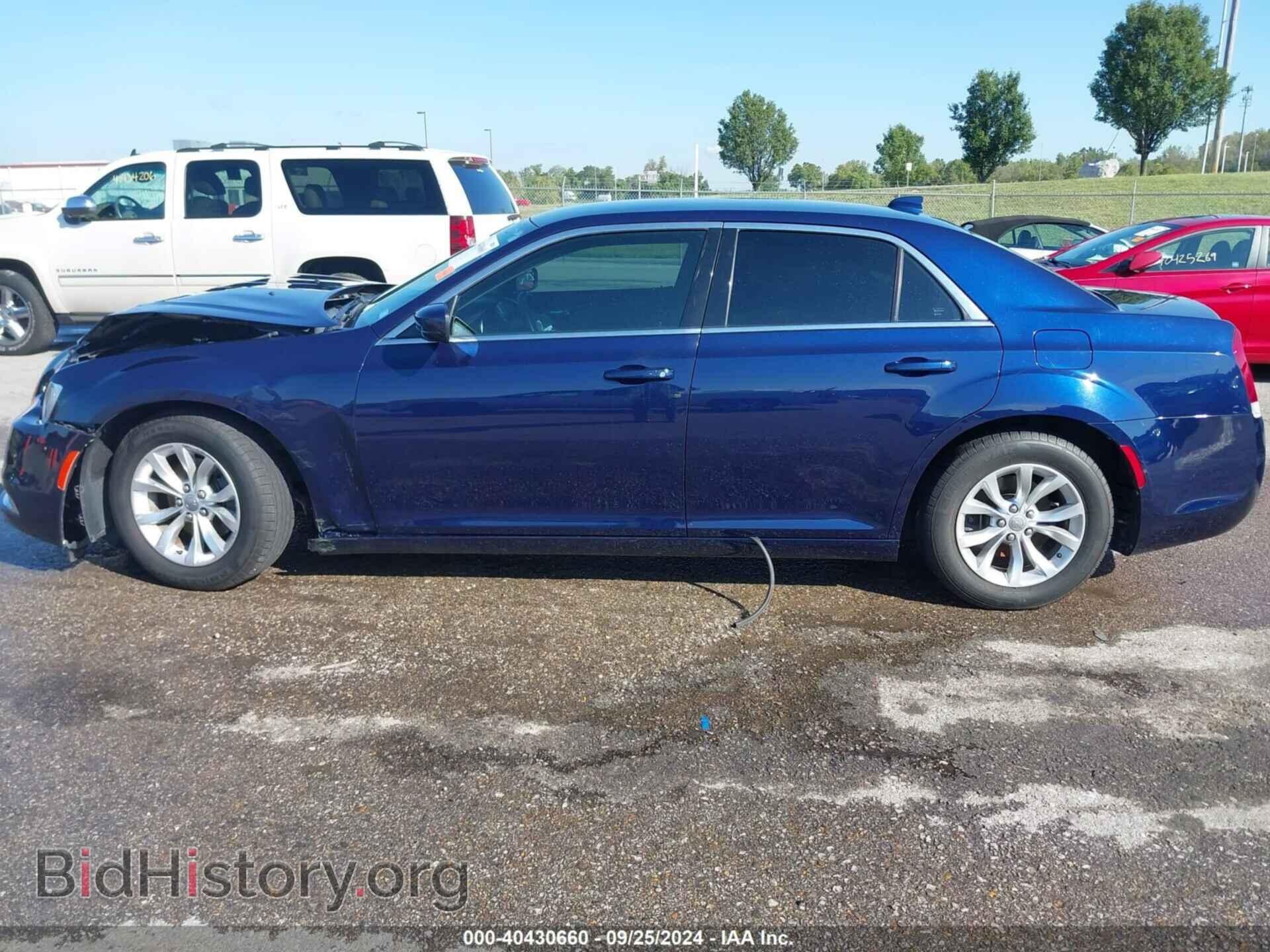 2015 CHRYSLER 300 - VIN: 2C3CCAAG2FH849920 - Фото 14
