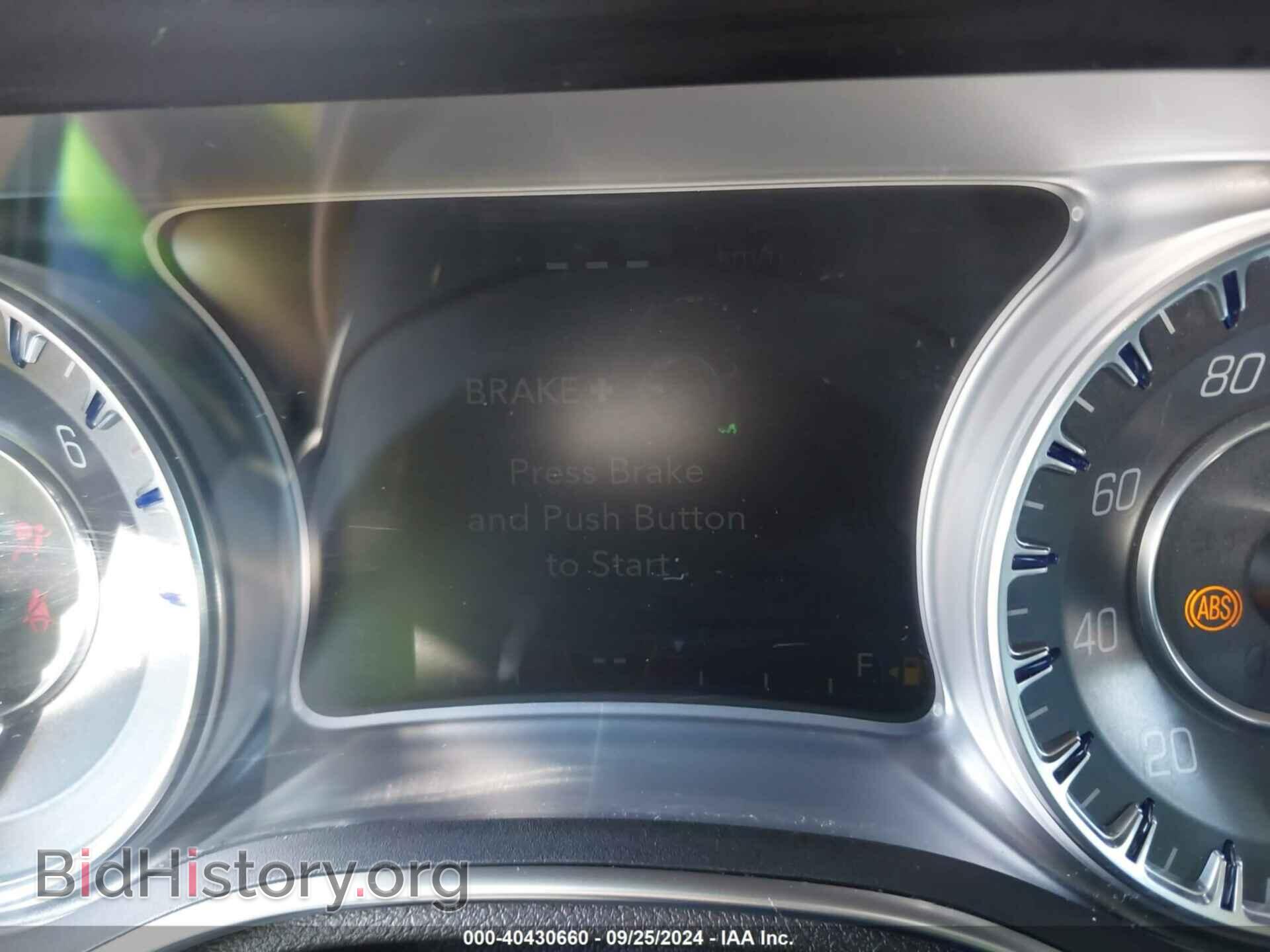 2015 CHRYSLER 300 - VIN: 2C3CCAAG2FH849920 - Фото 15