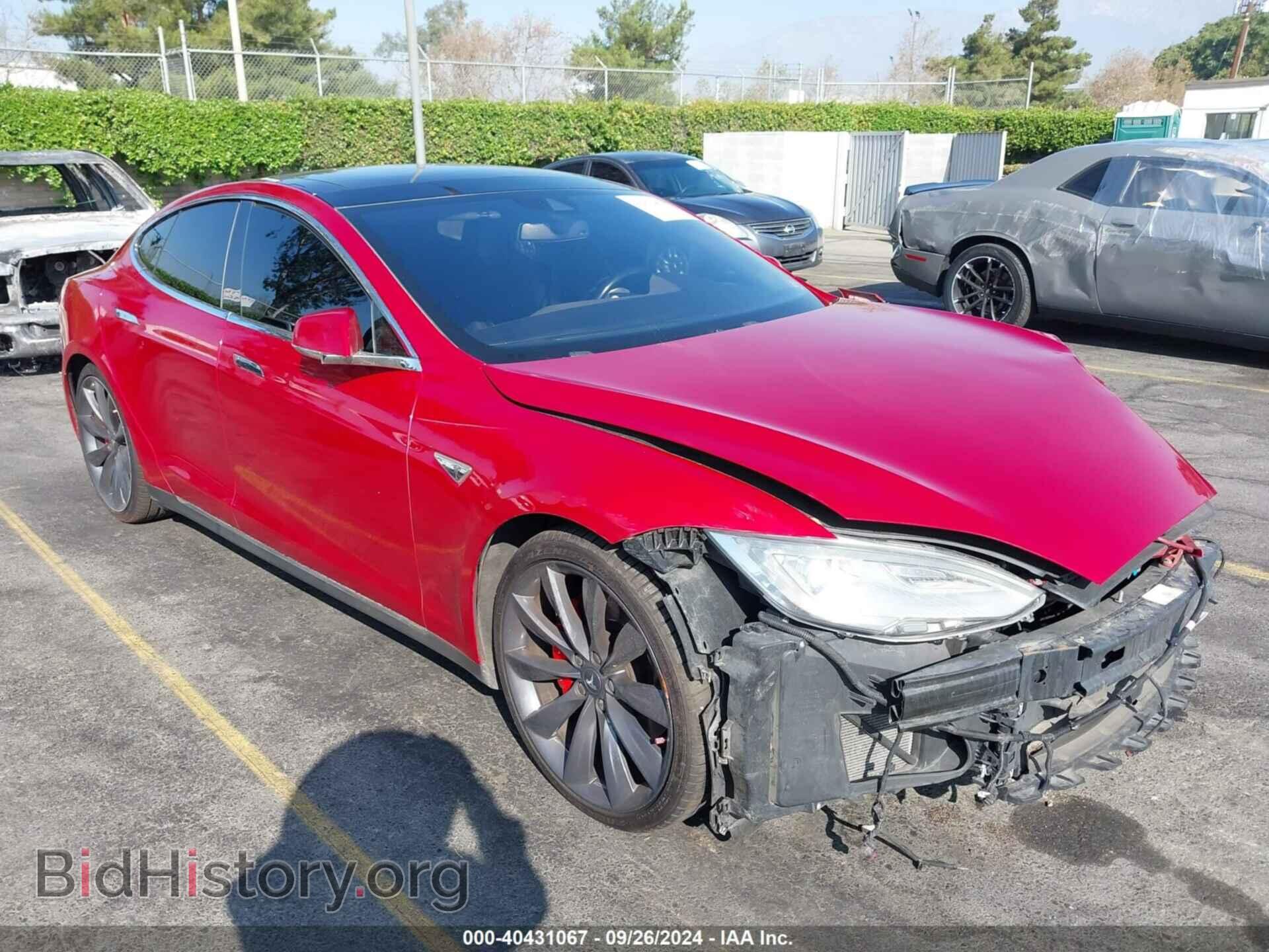 Фотография 5YJSA1H43FF082819 - TESLA MODEL S 2015