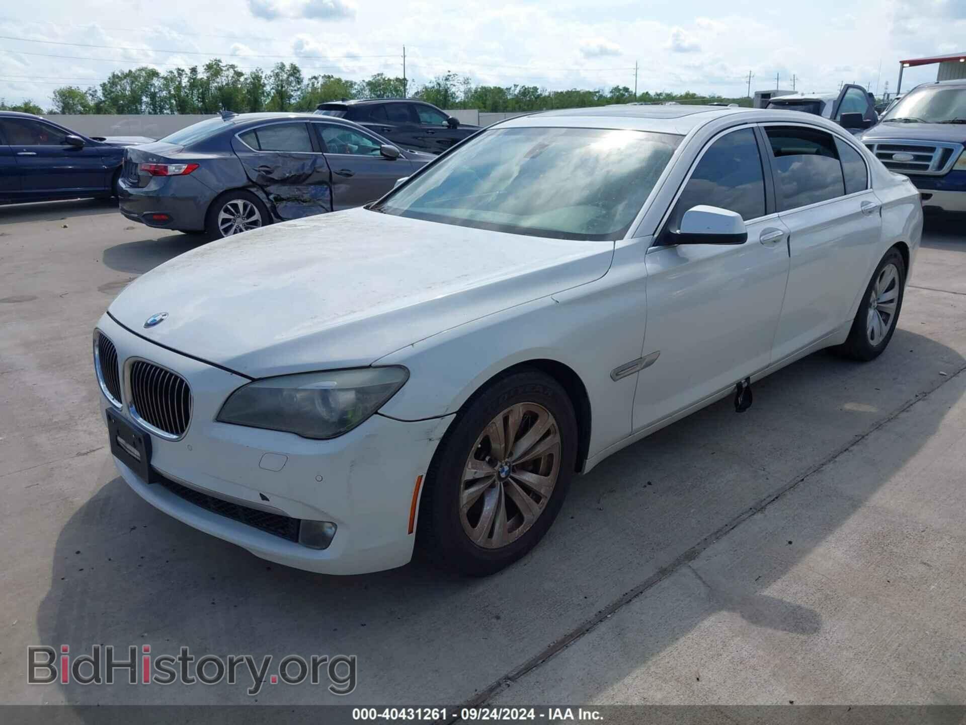 2011 BMW 740LI - VIN: WBAKB4C55BC574643 - Photo 2