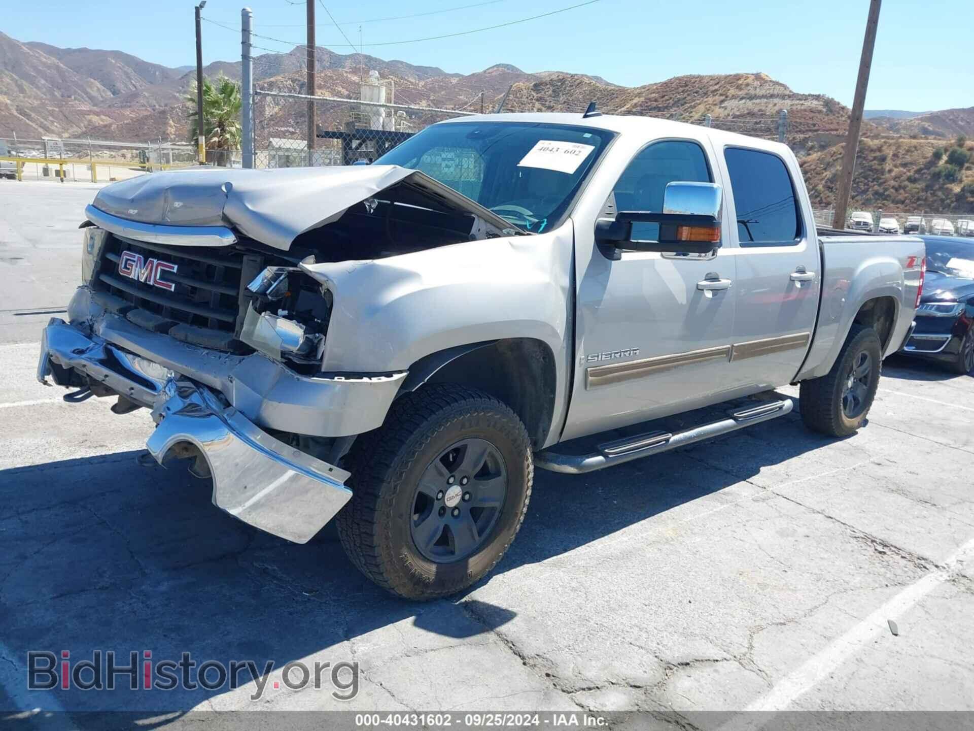 2007 GMC SIERRA 1500 - VIN: 3GTEK13M47G508773 - Фото 2