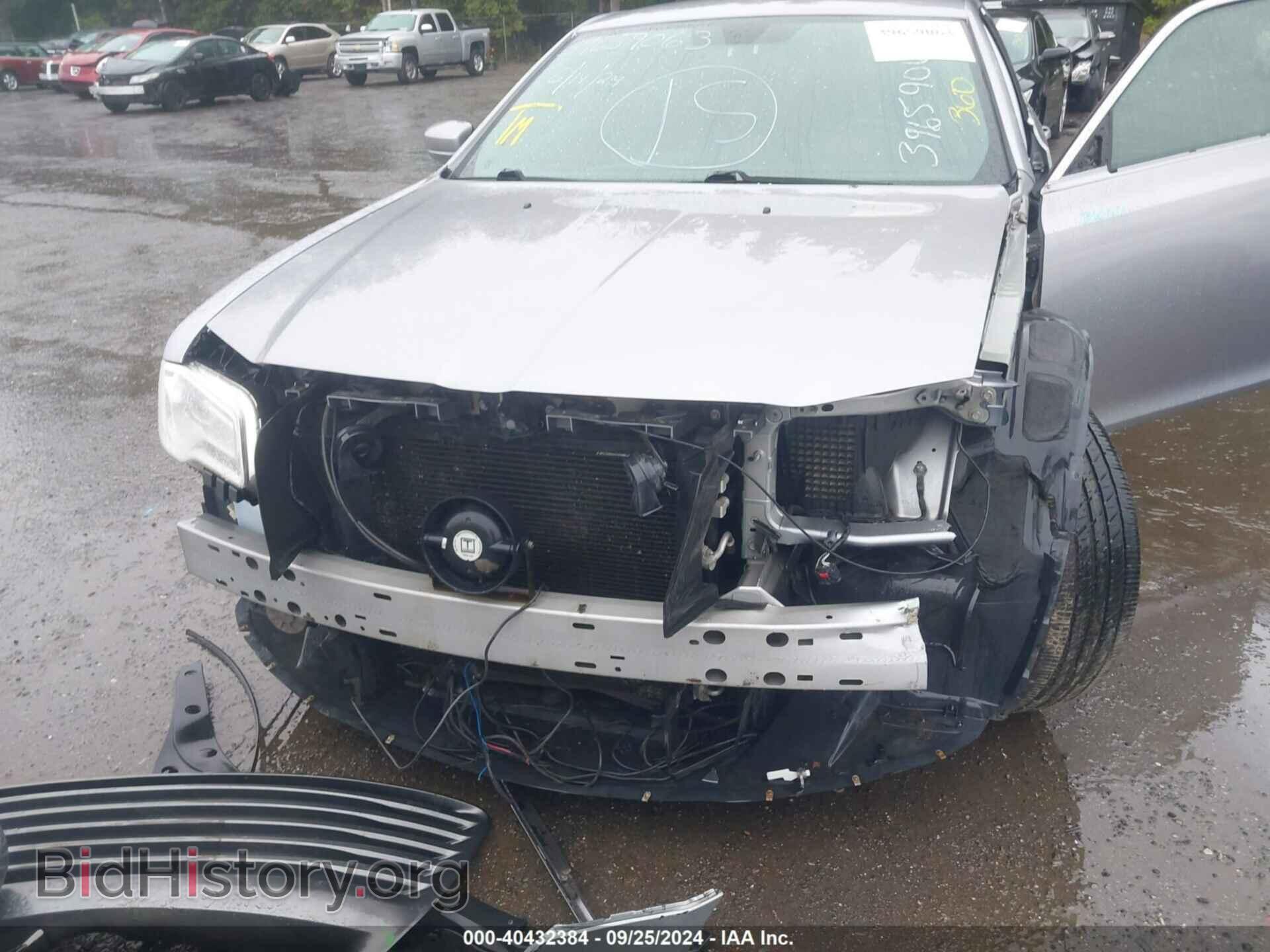 2013 CHRYSLER 300 - VIN: 2C3CCARG0DH712492 - Фото 6