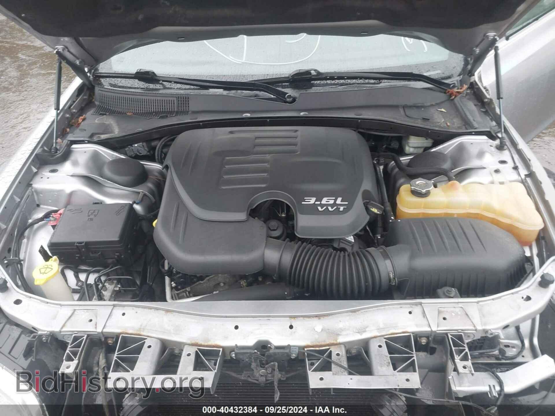 2013 CHRYSLER 300 - VIN: 2C3CCARG0DH712492 - Фото 10