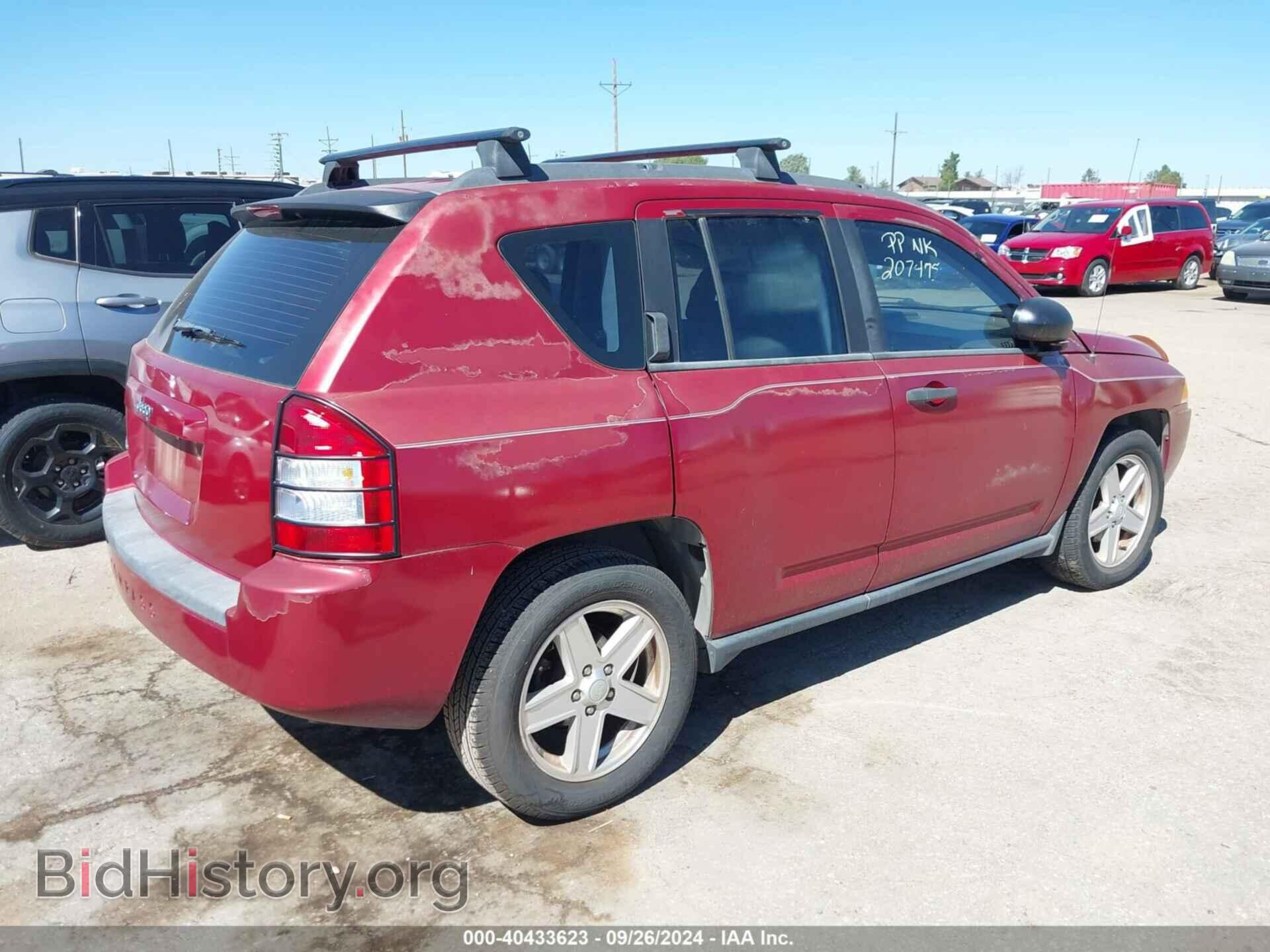 2007 JEEP COMPASS - VIN: 1J8FF47W27D585797 - Фото 4