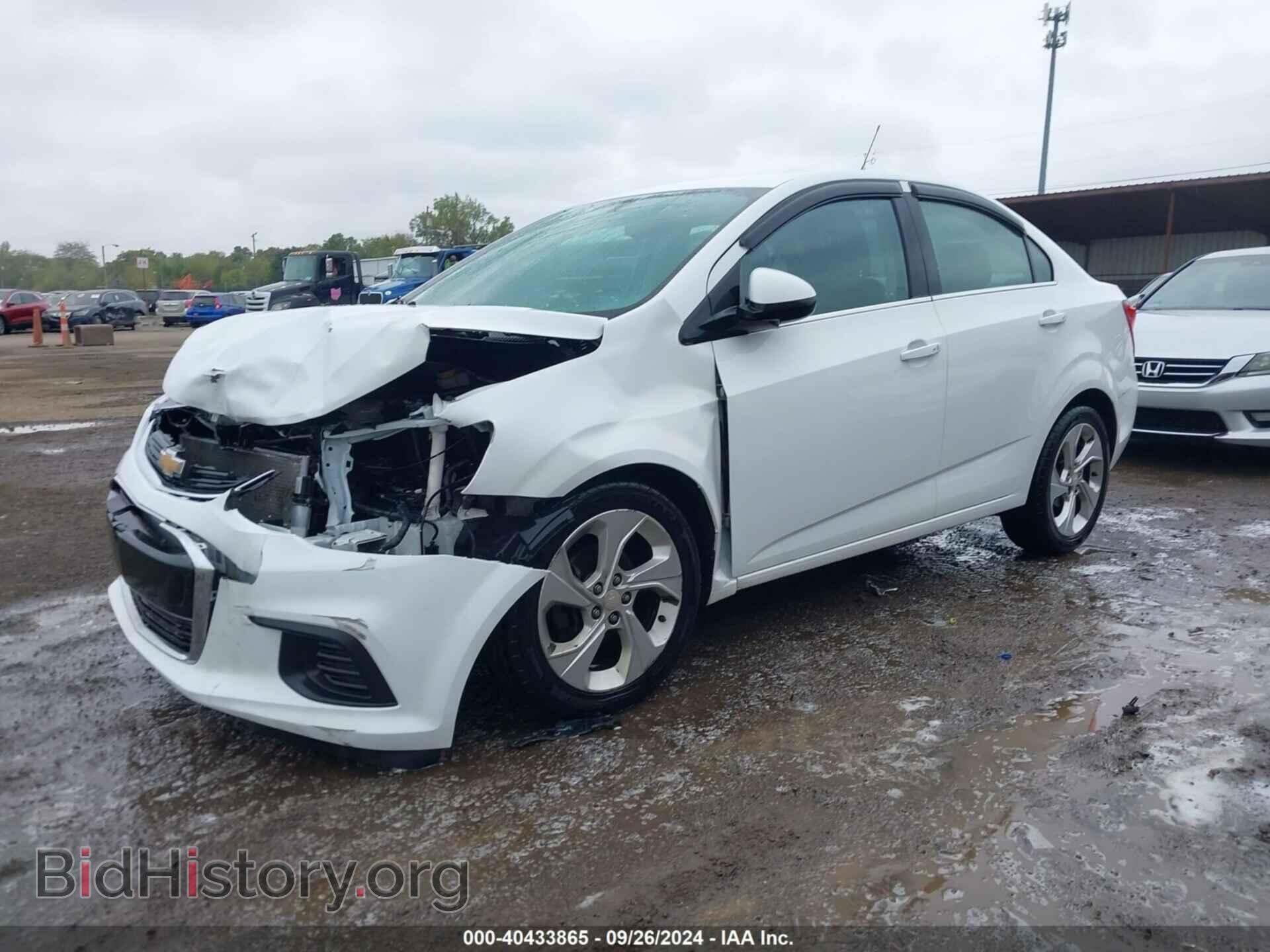 2017 CHEVROLET SONIC - VIN: 1G1JF5SB4H4110285 - Фото 2
