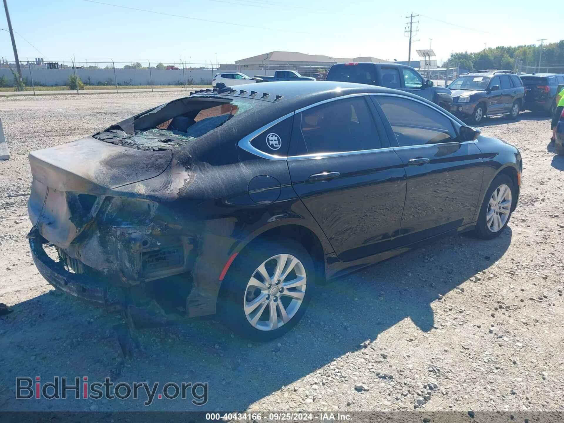 2017 CHRYSLER 200 - VIN: 1C3CCCAG3HN511013 - Фото 4