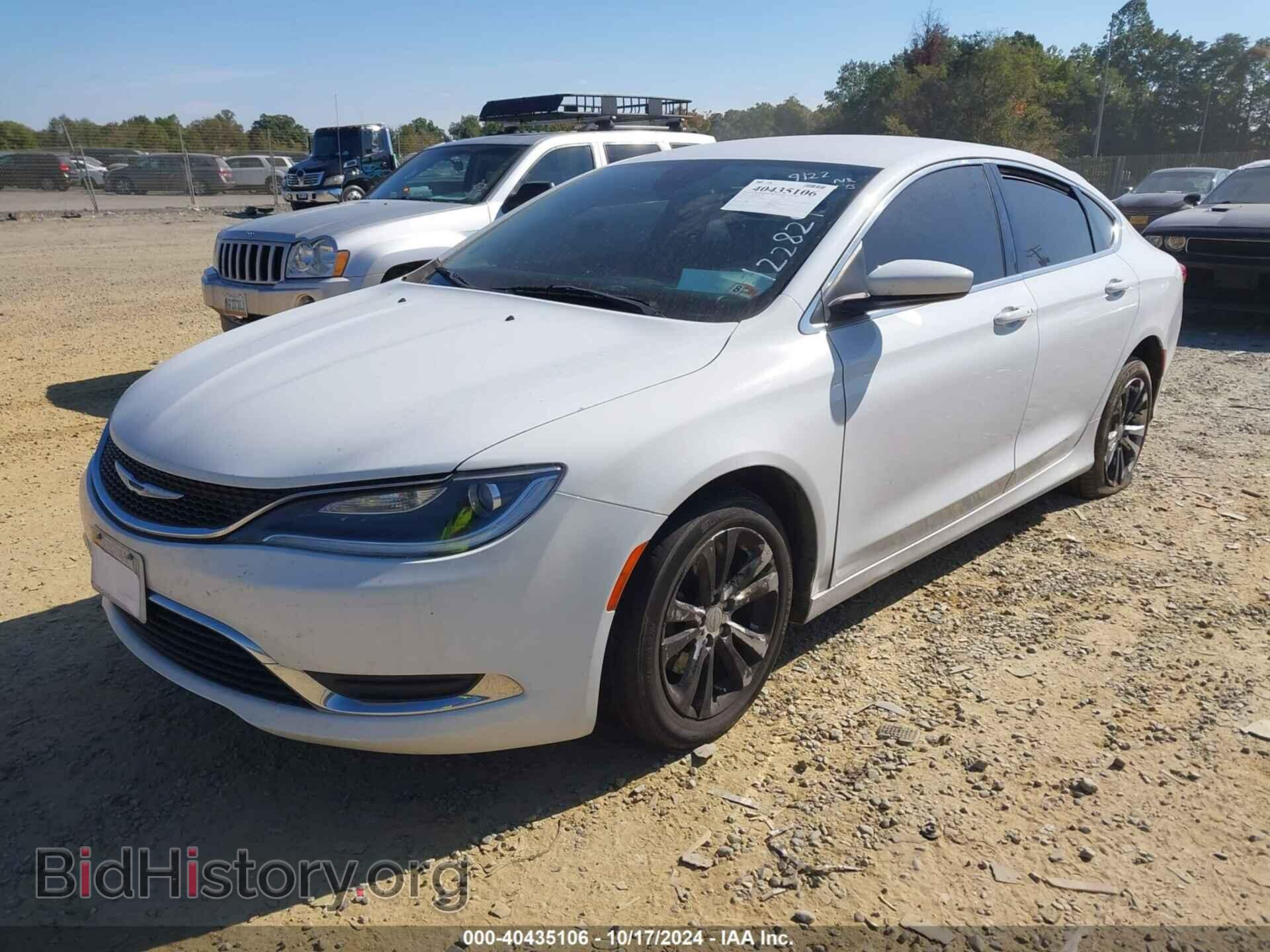 2016 CHRYSLER 200 - VIN: 1C3CCCAB7GN122829 - Фото 2