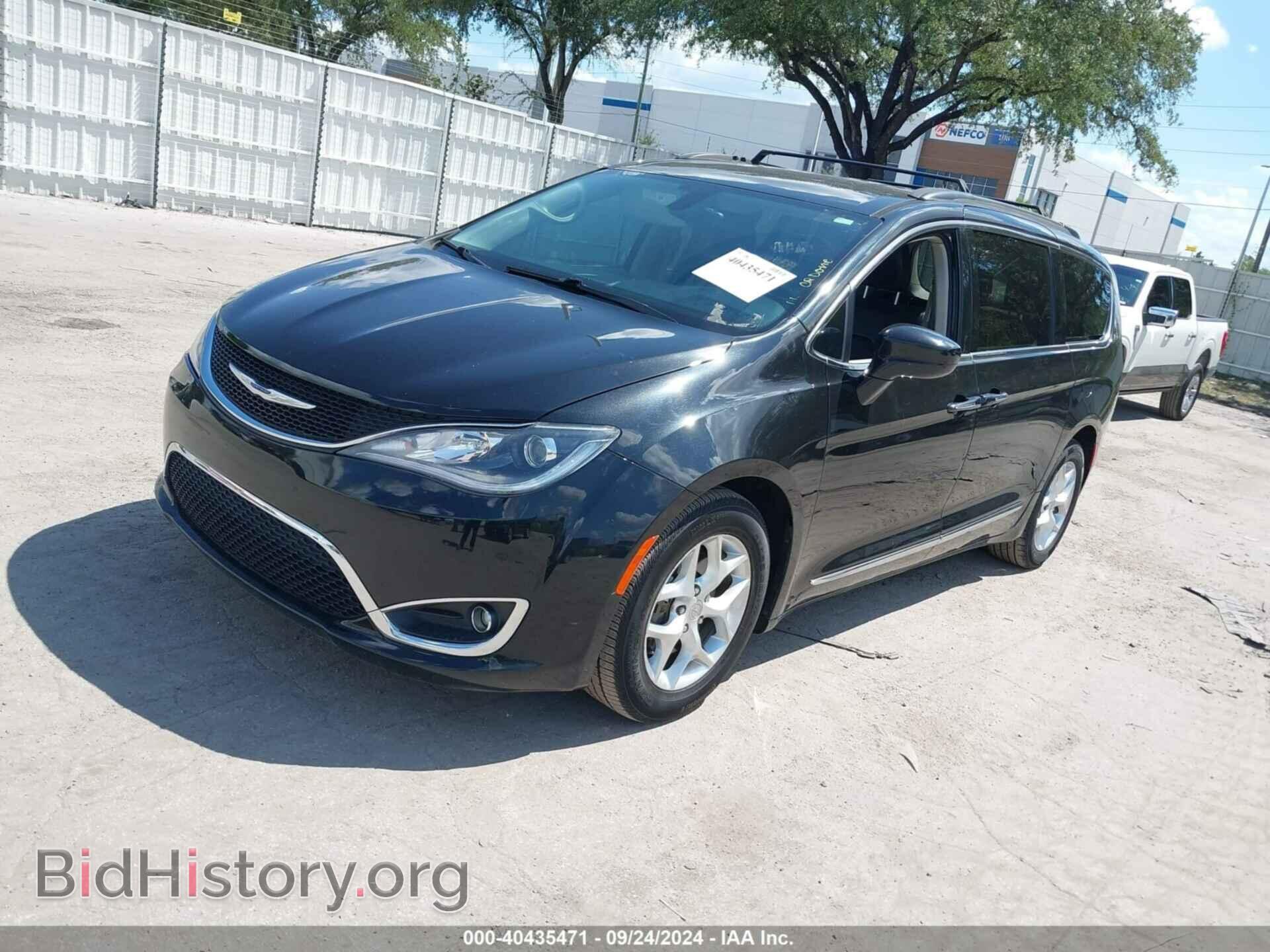 2017 CHRYSLER PACIFICA - VIN: 2C4RC1BG5HR795031 - Фото 2