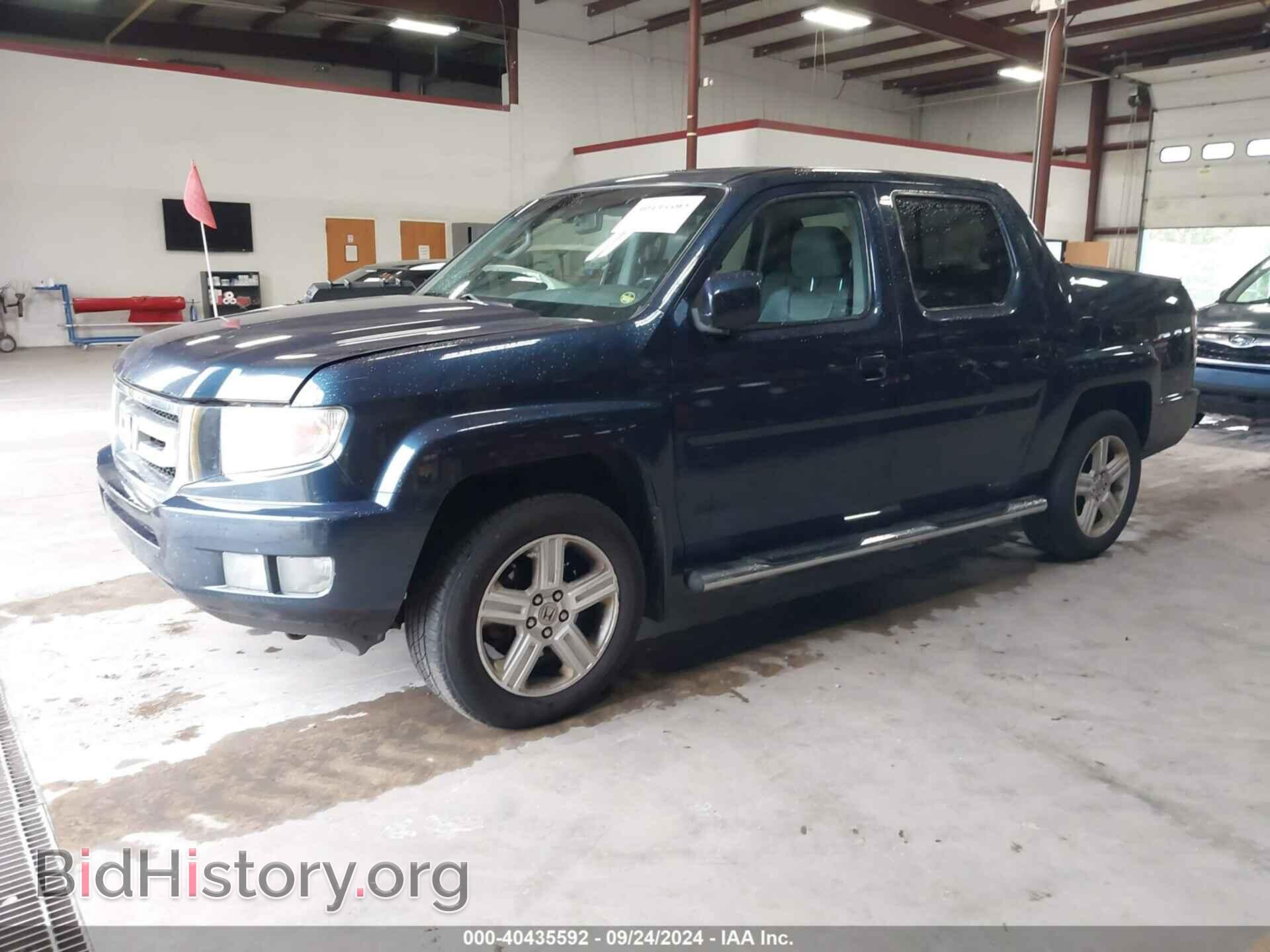 2011 HONDA RIDGELINE - VIN: 5FPYK1F52BB008070 - Фото 2