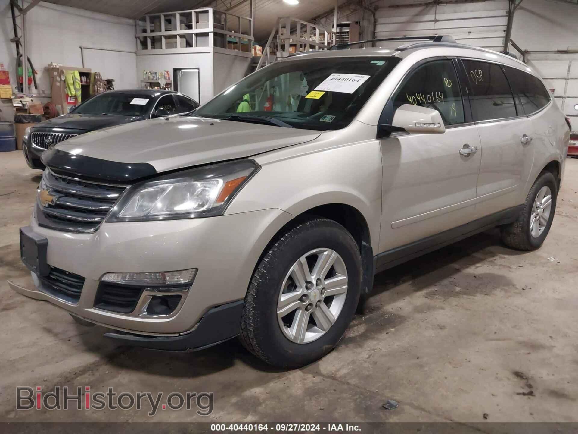 2014 CHEVROLET TRAVERSE - VIN: 1GNKVHKD8EJ294832 - Photo 2