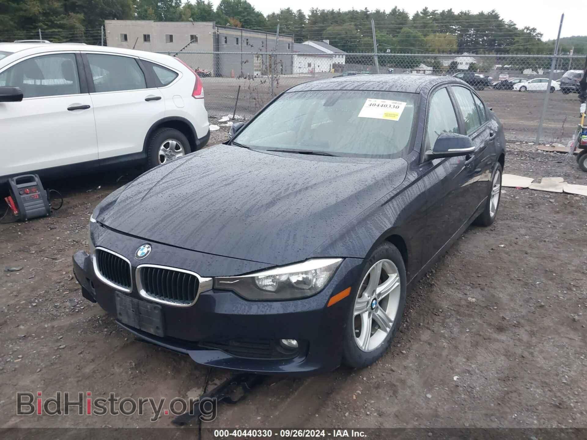 2014 BMW 320I - VIN: WBA3C3C55EP660527 - Фото 2