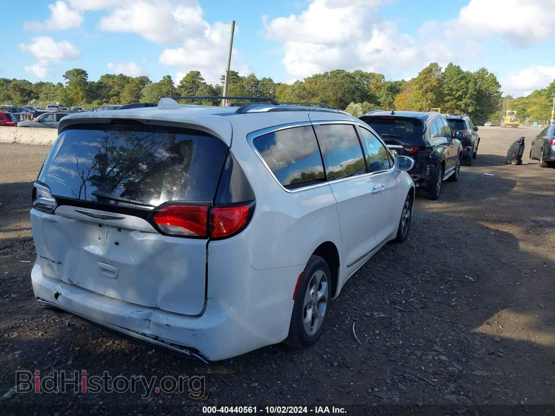 2017 CHRYSLER PACIFICA - VIN: 2C4RC1EG7HR572615 - Фото 4