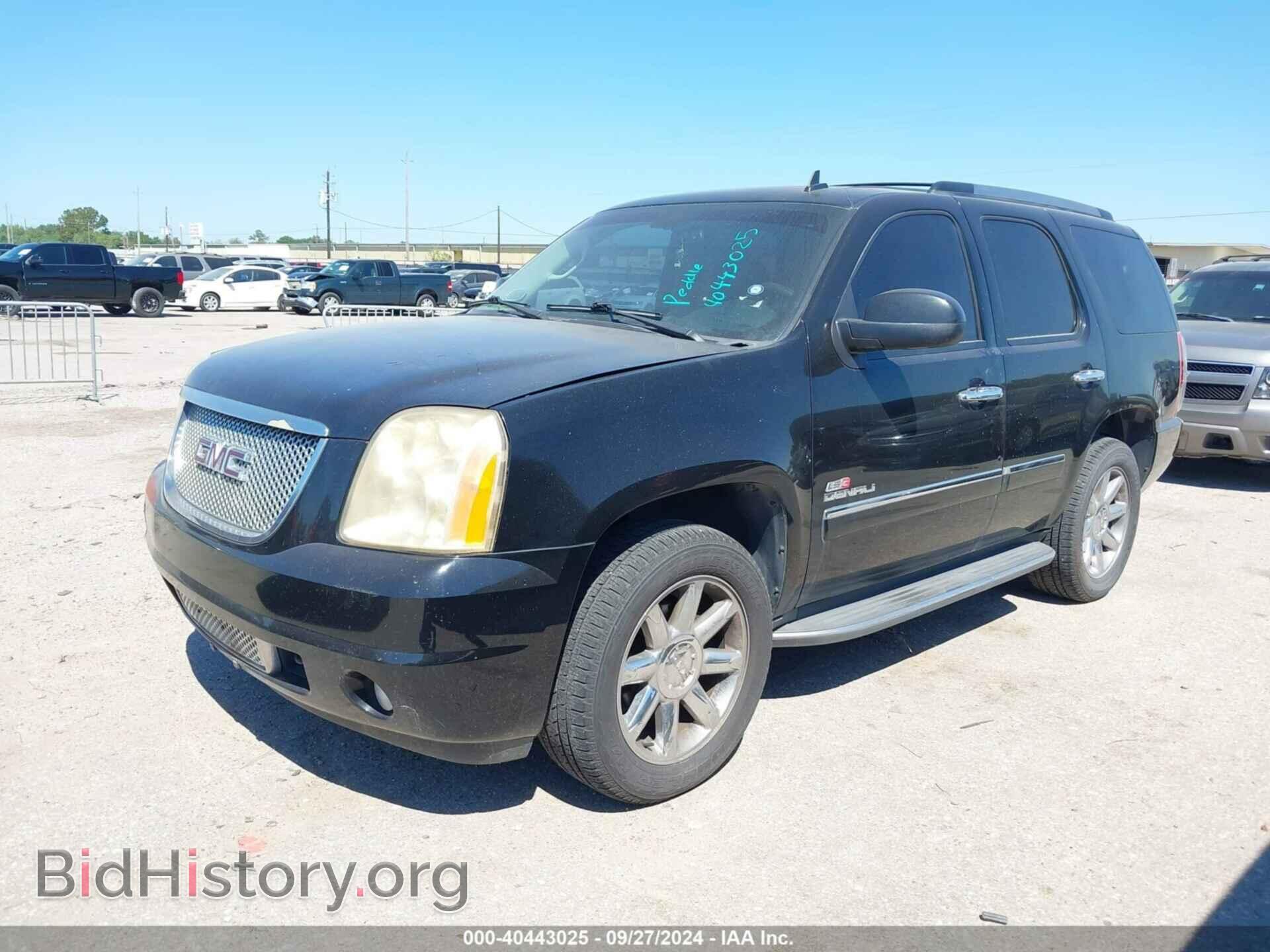 2011 GMC YUKON - VIN: 1GKS2EEF2BR398912 - Фото 2