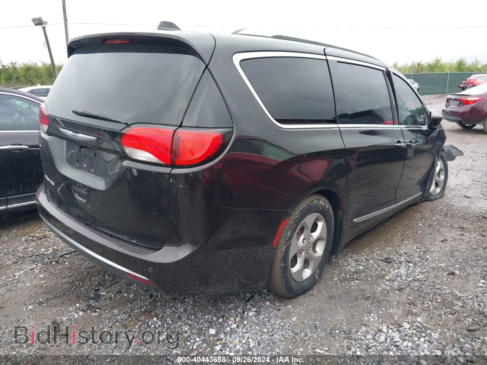 2017 CHRYSLER PACIFICA - VIN: 2C4RC1EG6HR627877 - Фото 4