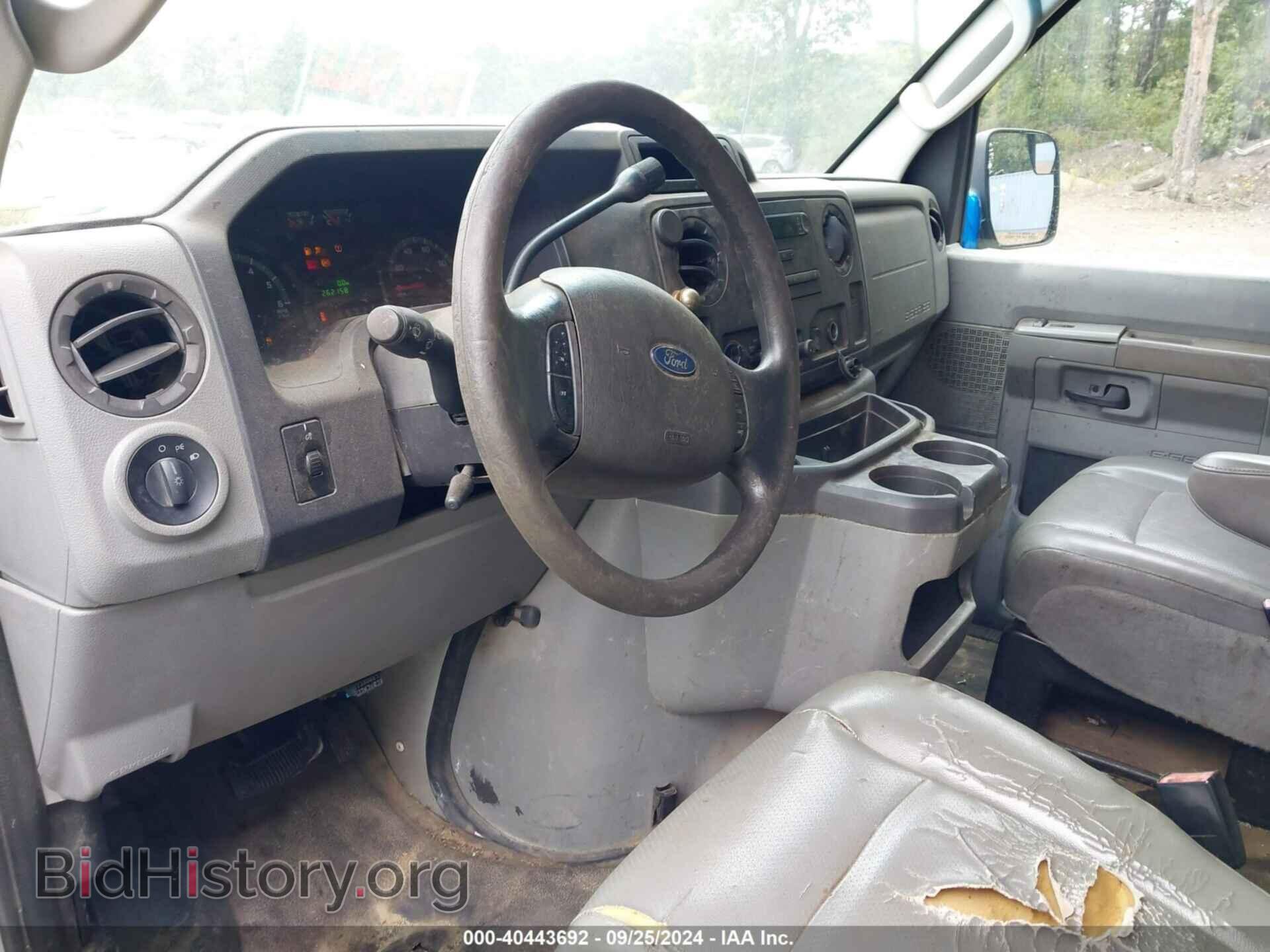 2011 FORD E-150 - VIN: 1FTNE1EW0BDB18779 - Фото 5