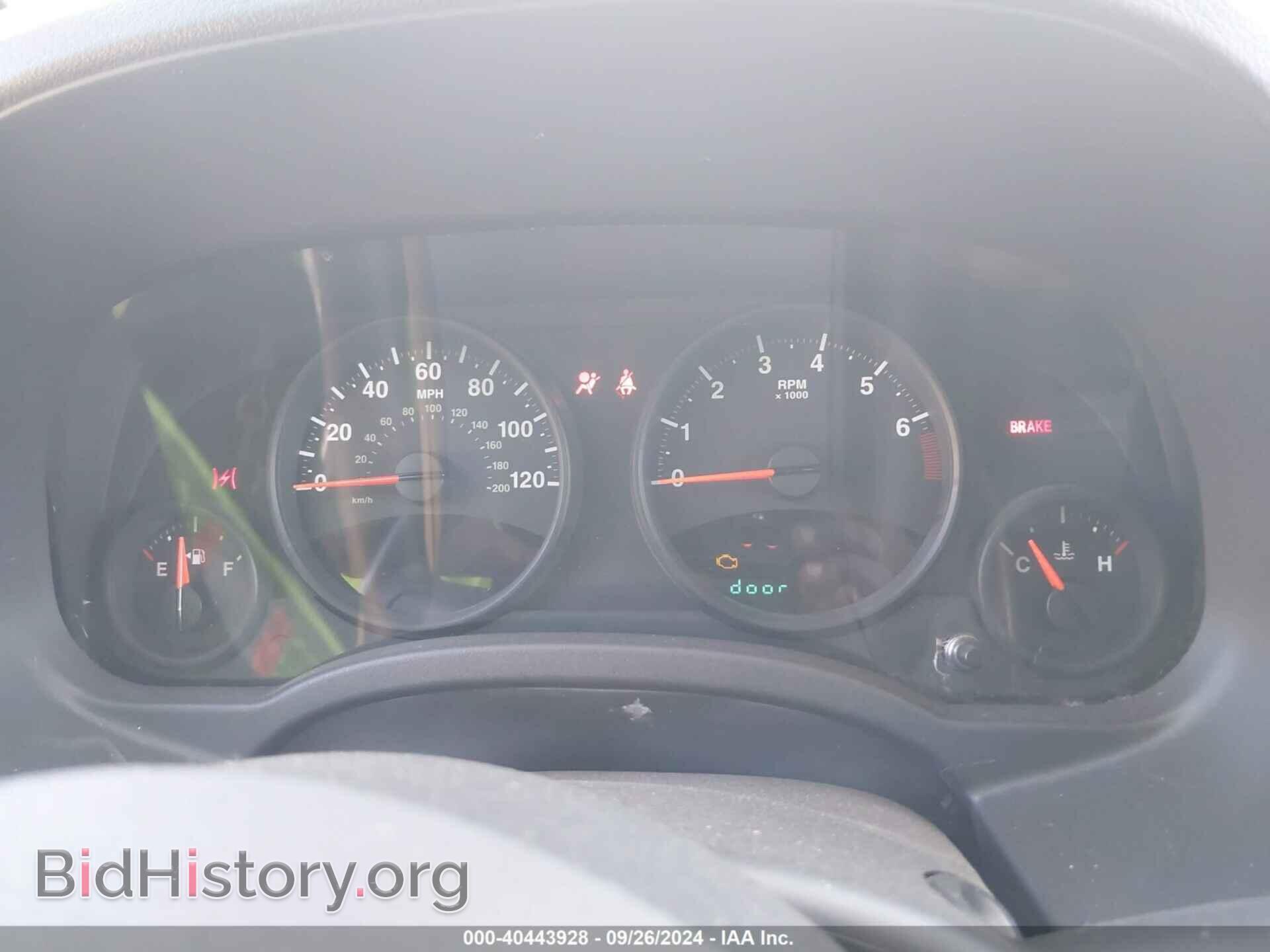 2012 JEEP COMPASS - VIN: 1C4NJCBA8CD554247 - Фото 7