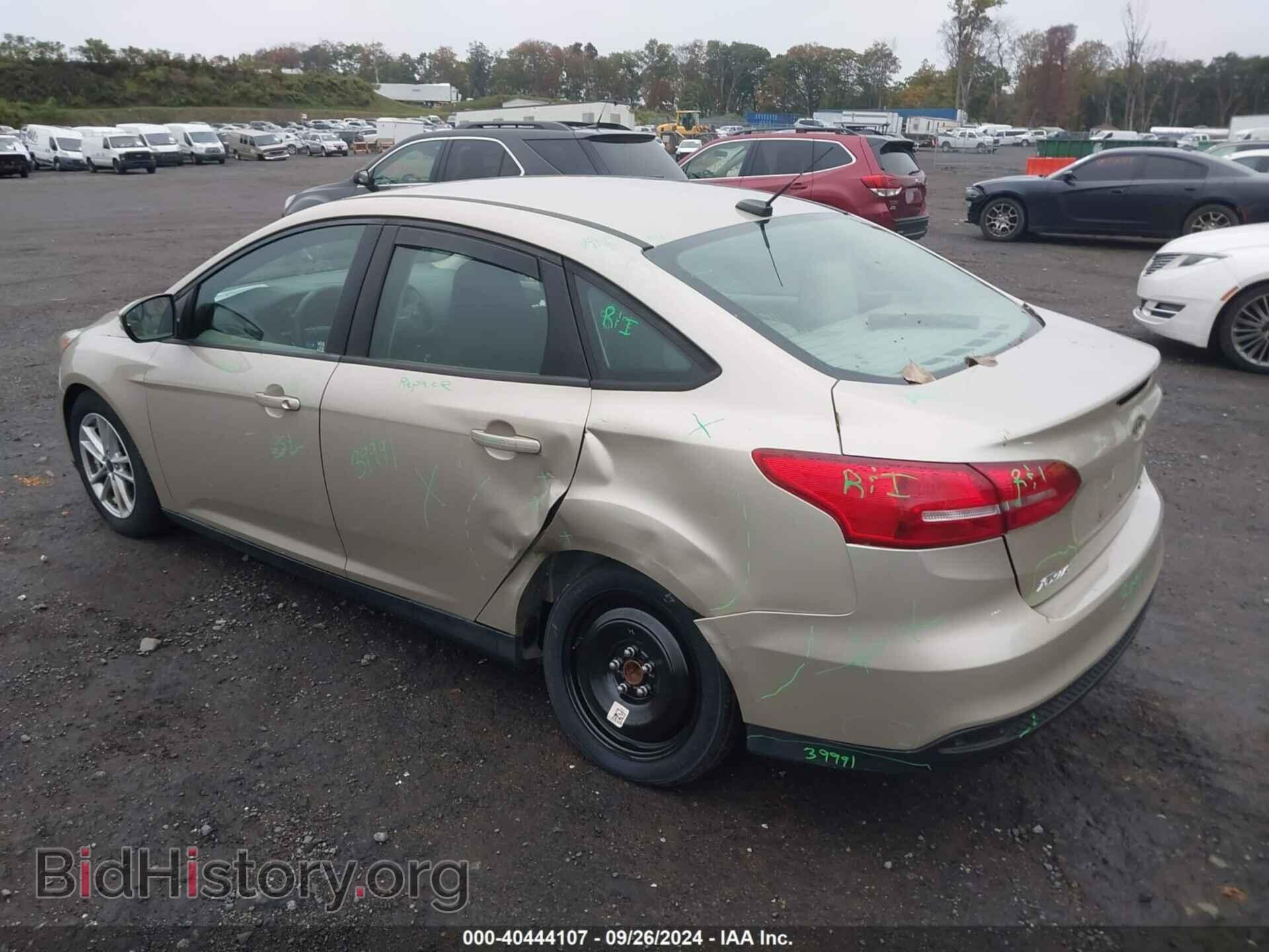 2017 FORD FOCUS - VIN: 1FADP3F25HL335617 - Фото 3