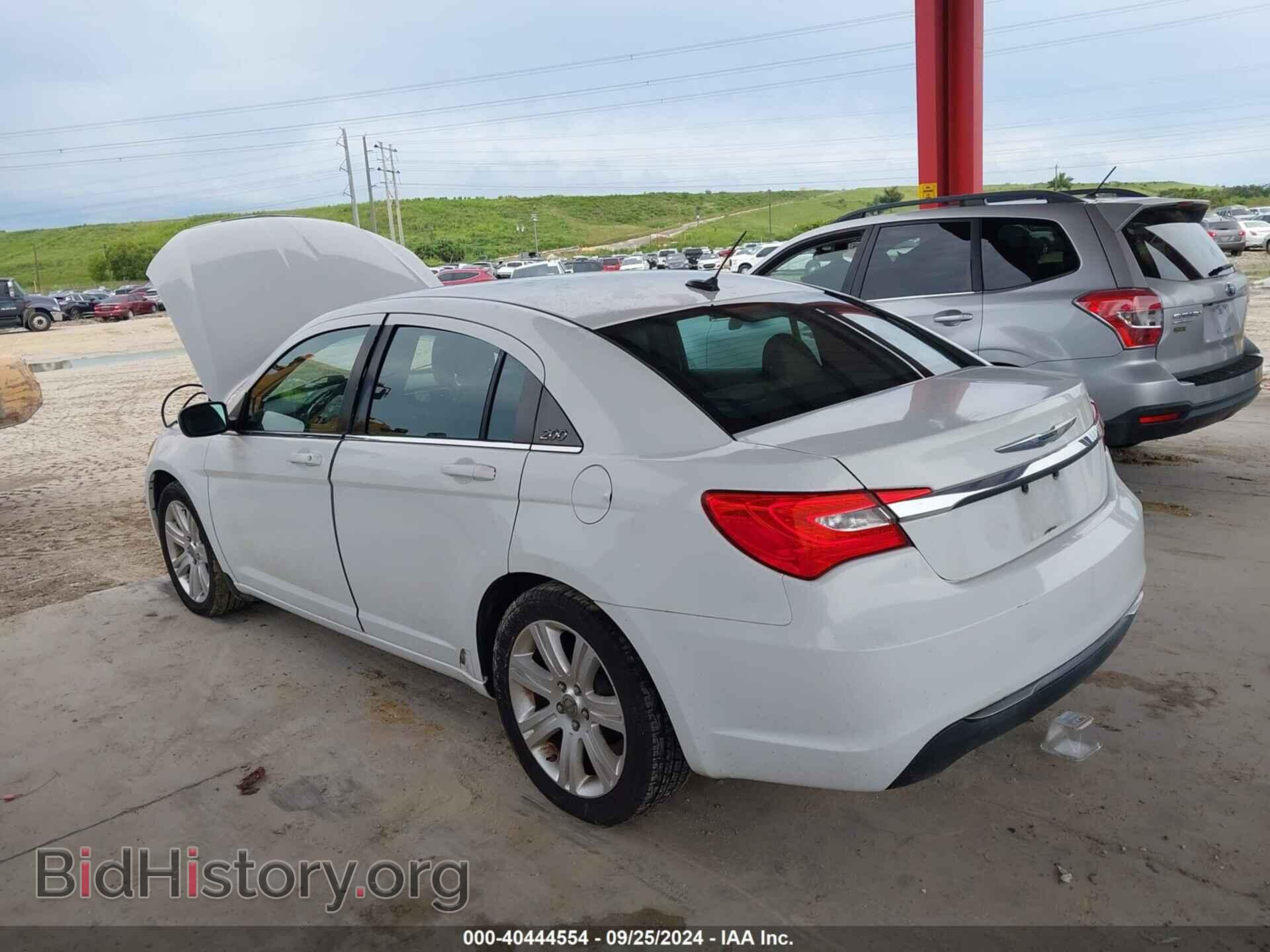 2012 CHRYSLER 200 - VIN: 1C3CCBAB2CN179783 - Фото 3