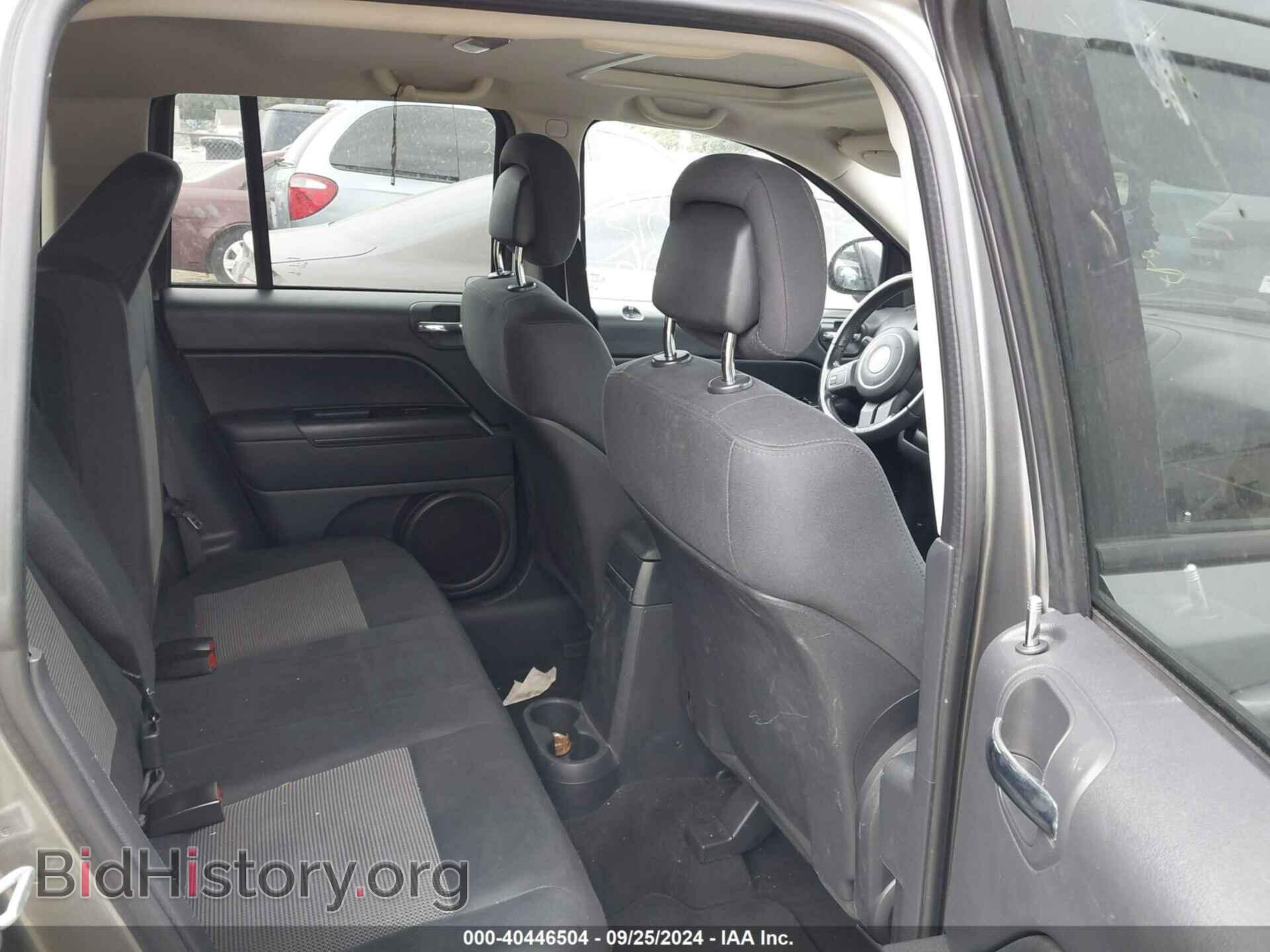 2012 JEEP COMPASS - VIN: 1C4NJDEB9CD564313 - Photo 8